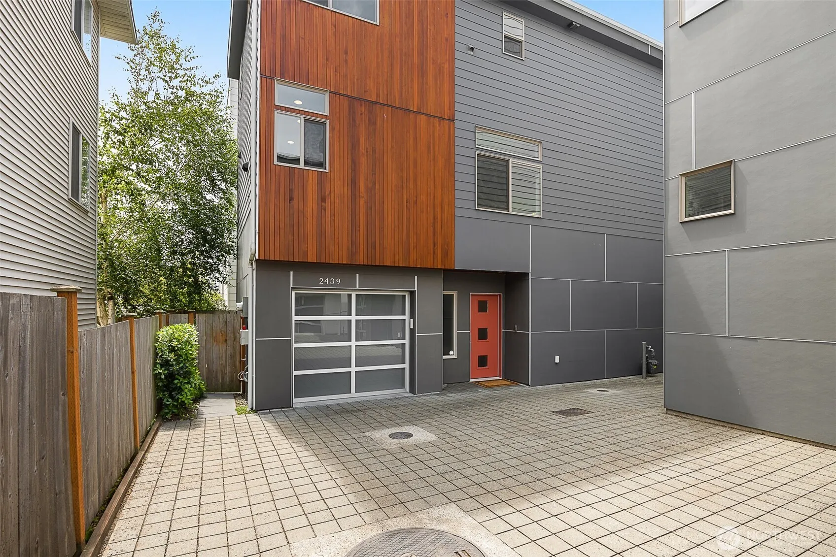 Property photo for 2439 Nw 62nd Street, Seattle
