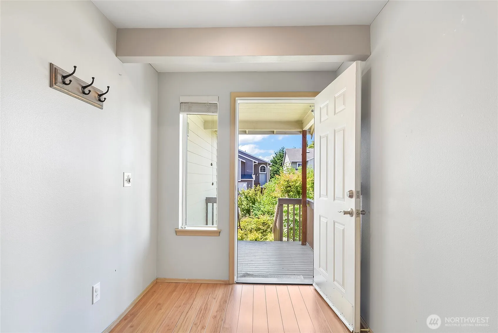 Property photo for 3929 152nd Place Se, Bothell photo 2