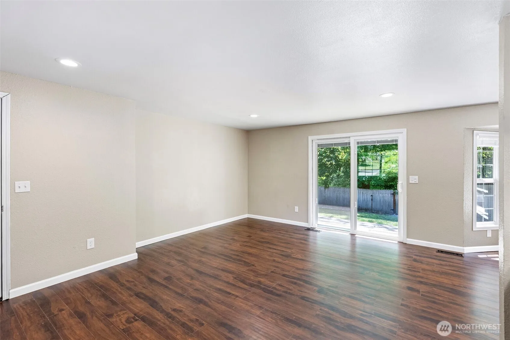 Property photo for 3903 Westpark Court Nw, Olympia photo 4
