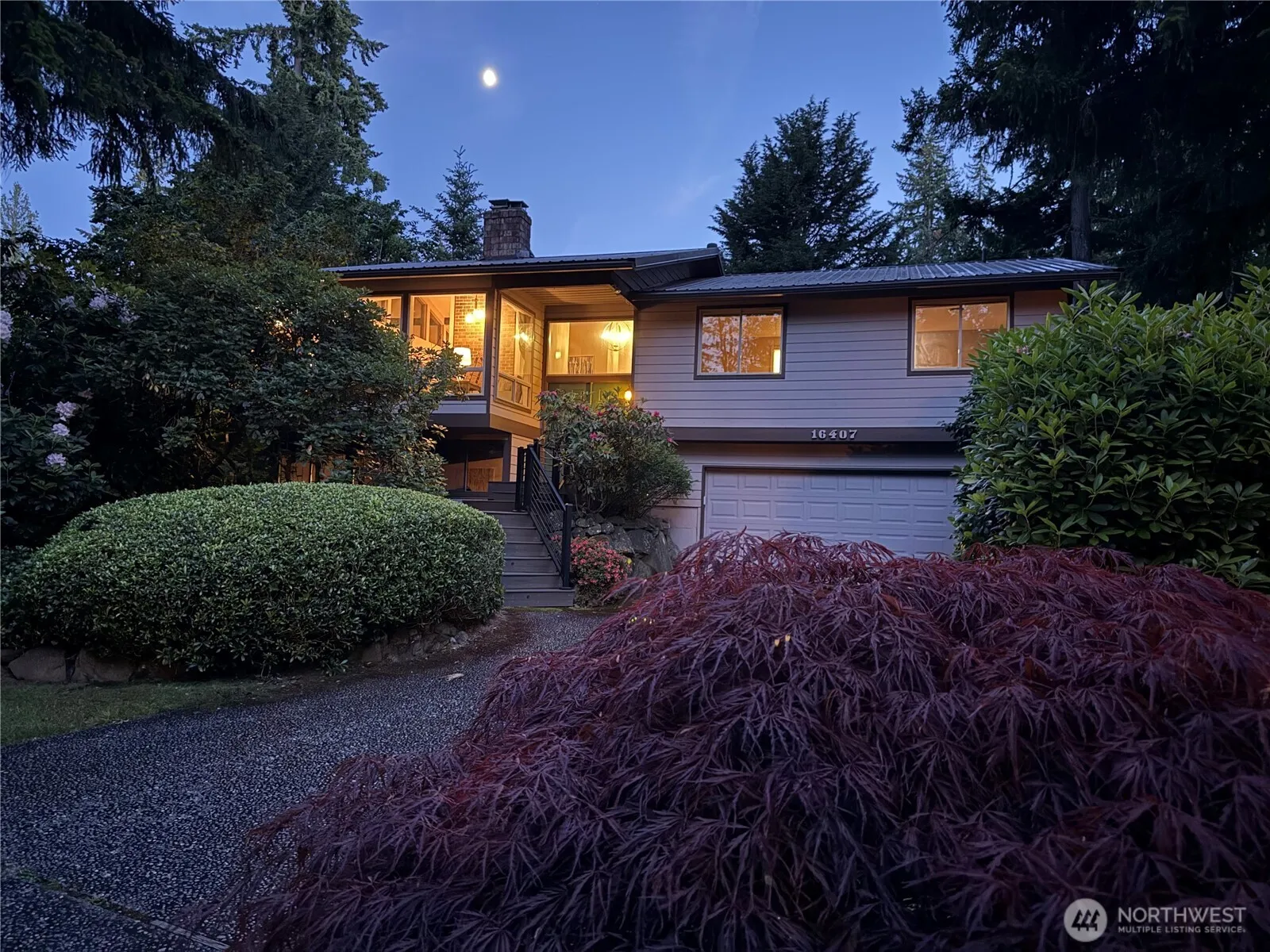 Property photo for 16407 Se 23rd Street, Bellevue