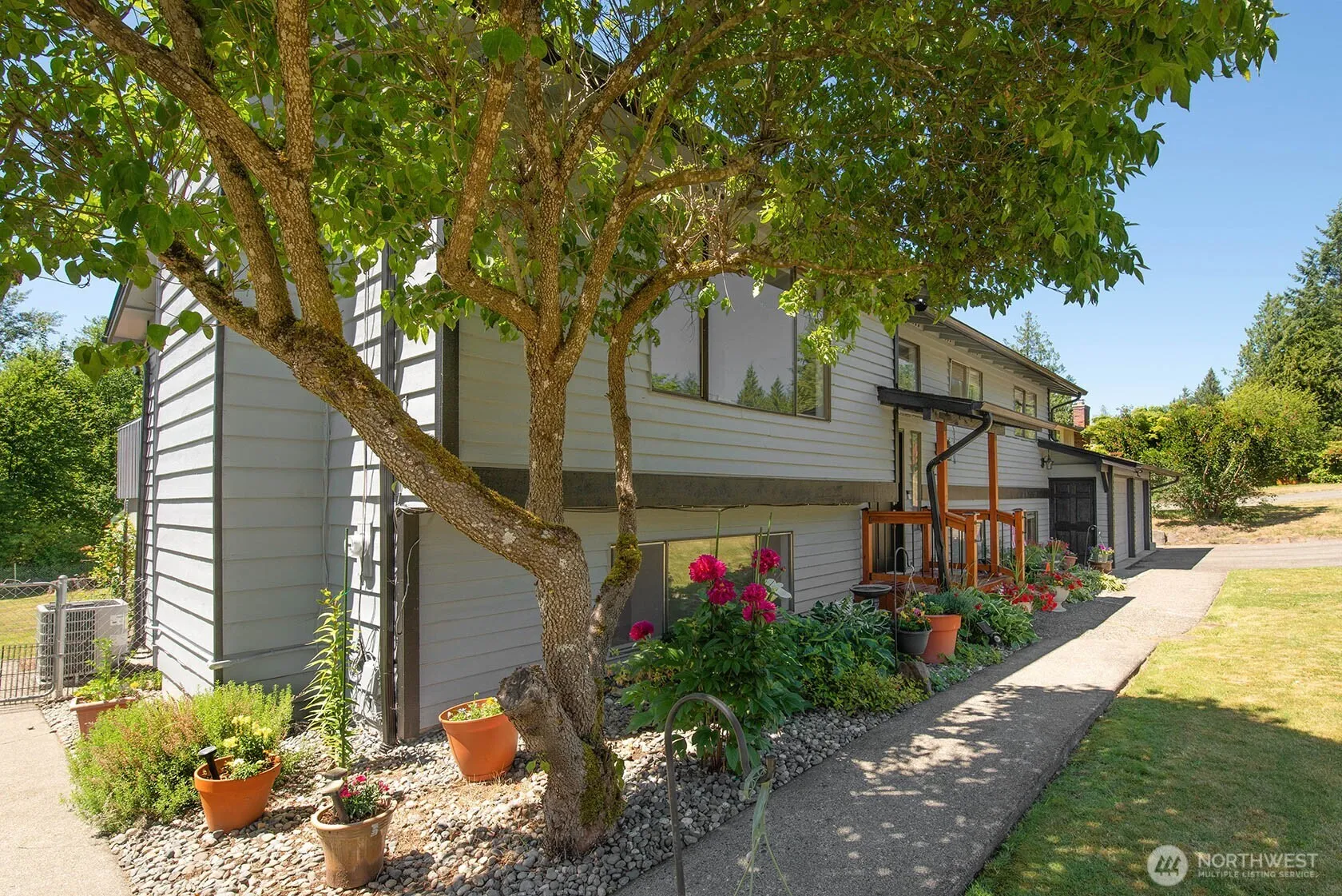 Property photo for 12602 Robinhood Lane, Snohomish photo 4