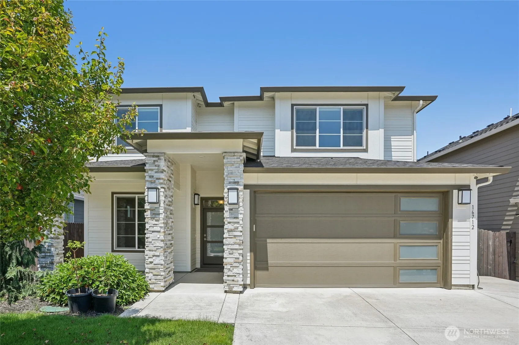 Property photo for 16712 Ne 95th Street, Vancouver
