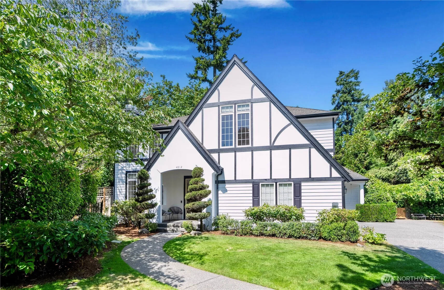 Property photo for 4812 Se 162nd Place, Bellevue