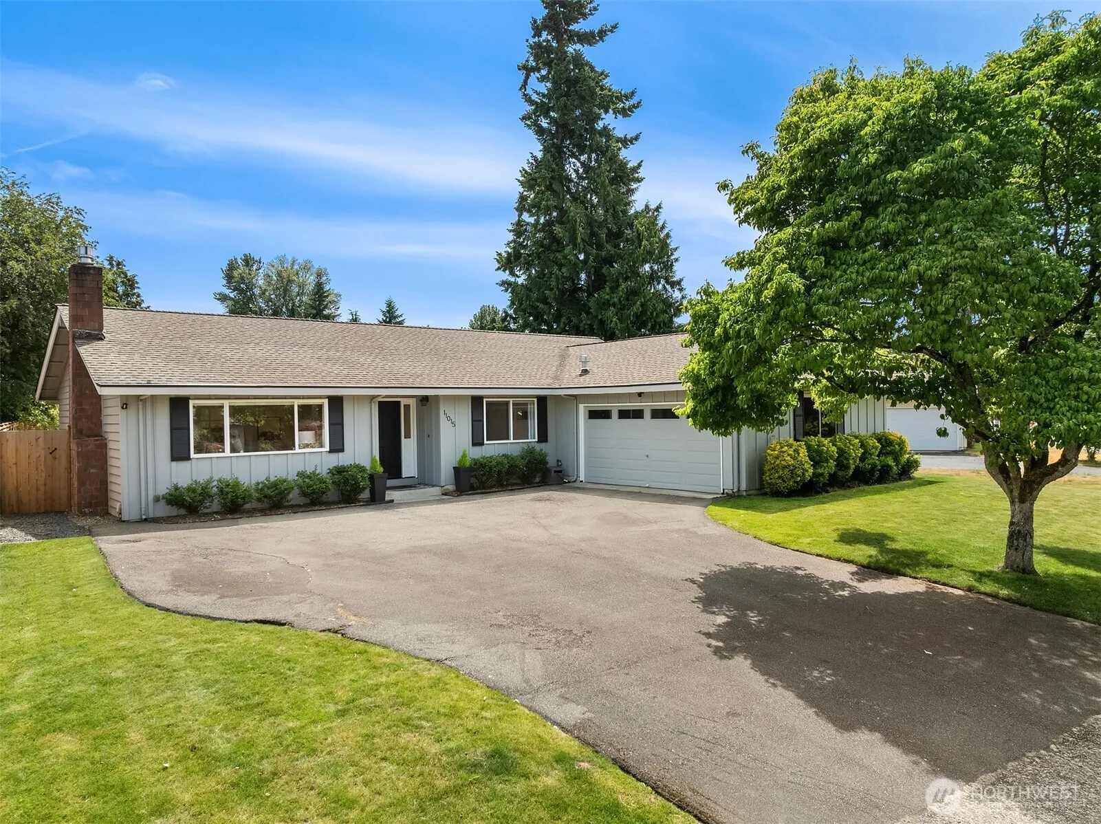 Property photo for 11015 Ne 144th Street, Kirkland