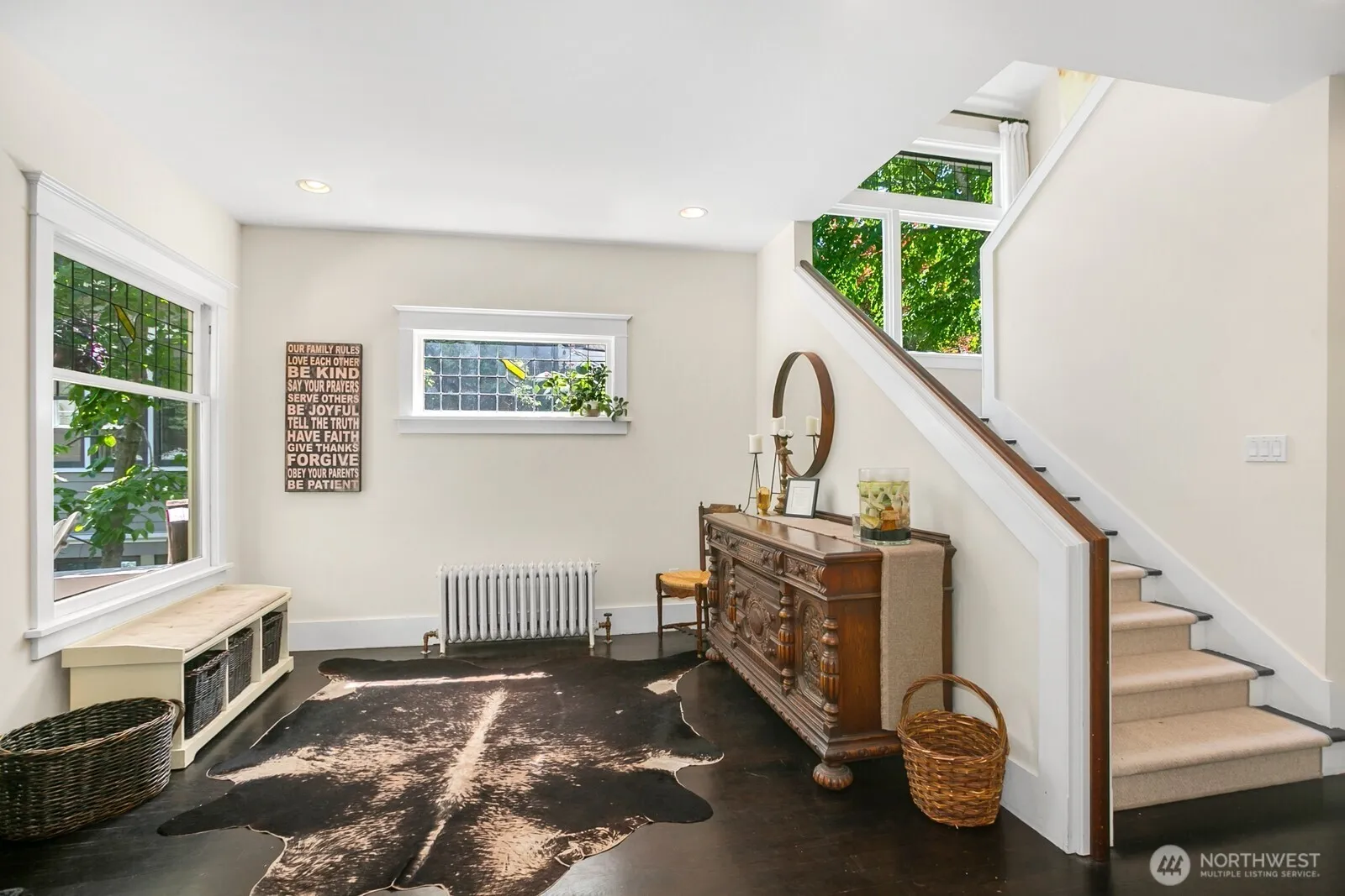 Property photo for 163 Mcgraw Place, Seattle photo 5