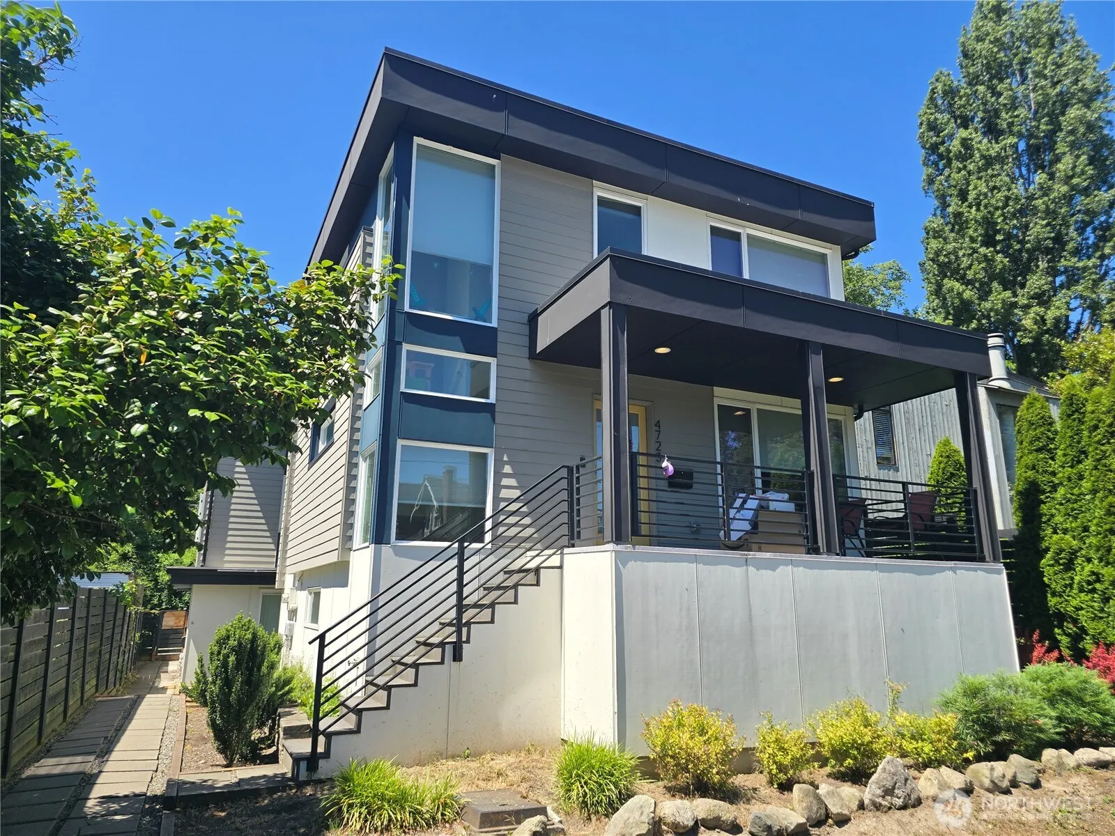 4723 8th Avenue Ne, Seattle