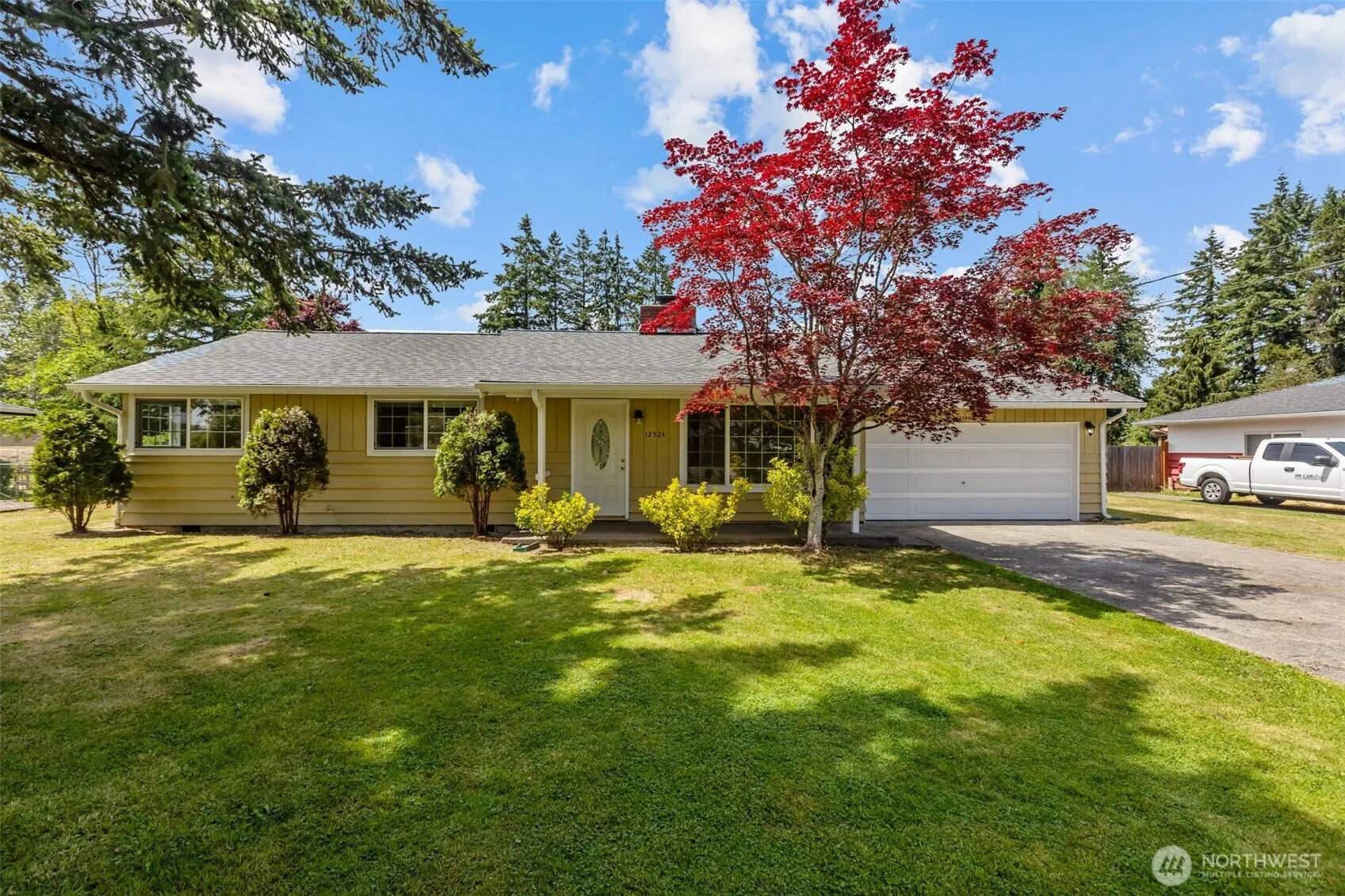 Property photo for 12524 Vickery Avenue E, Tacoma