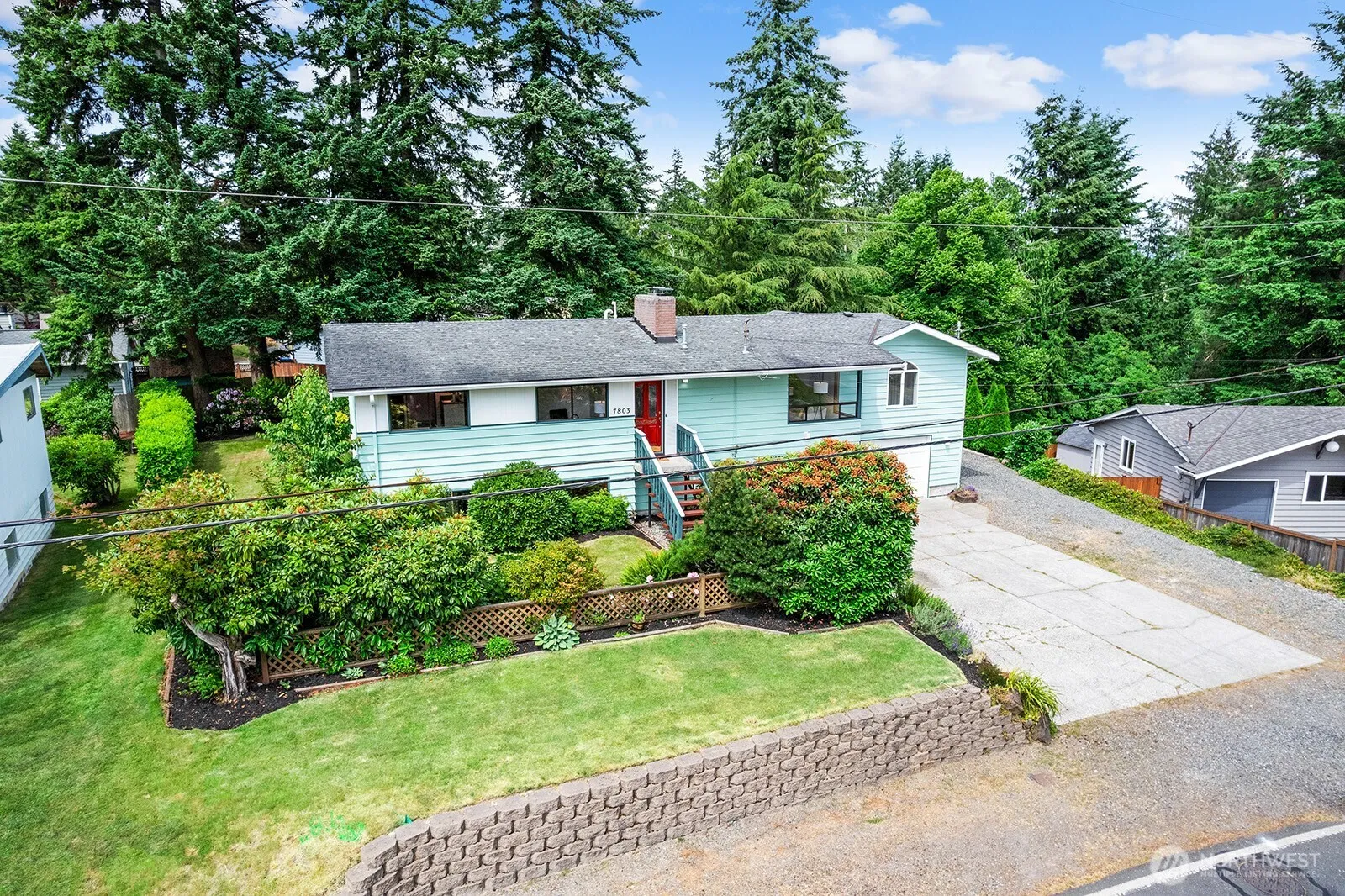 Property photo for 7803 E Glen Drive, Everett photo 2