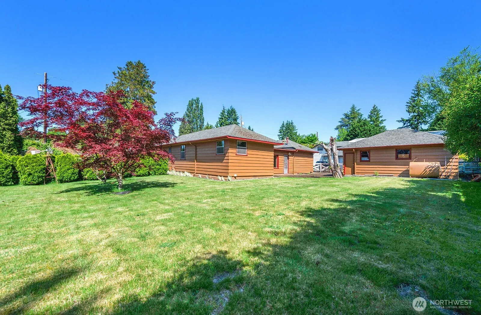Property photo for 13718 20th Avenue Ne, Seattle photo 4