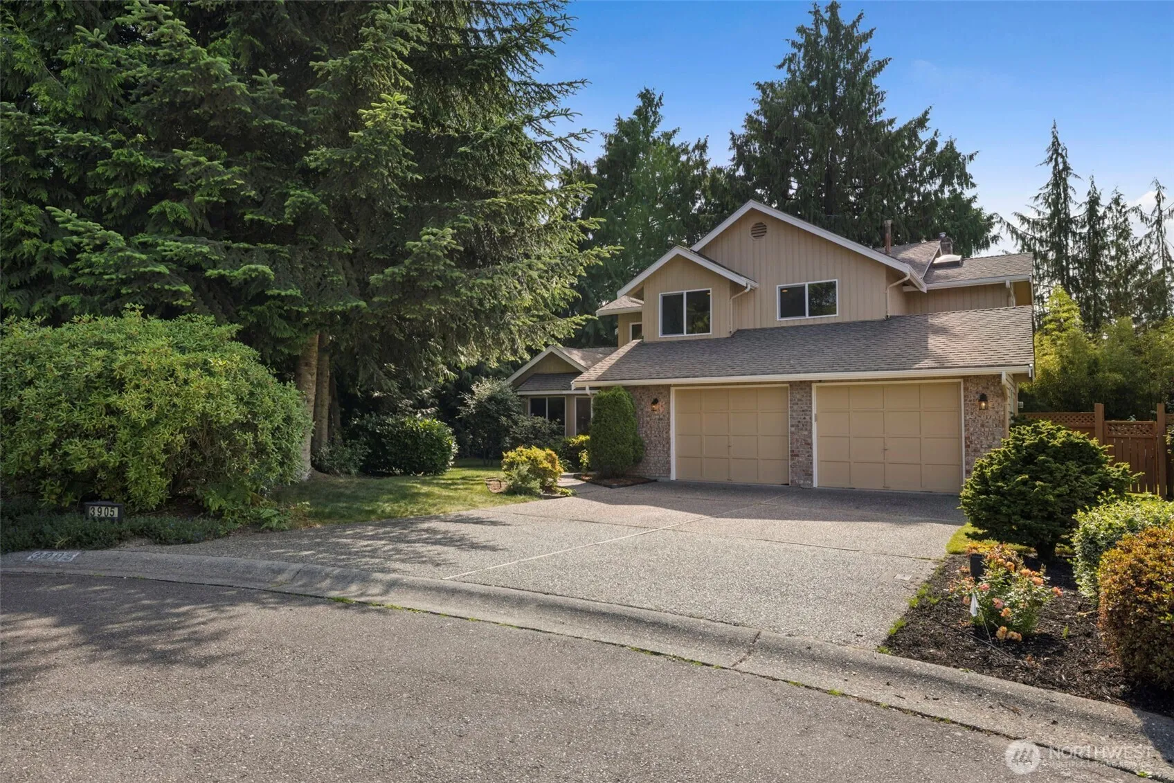 Property photo for 3905 109th Place Se, Everett photo 4