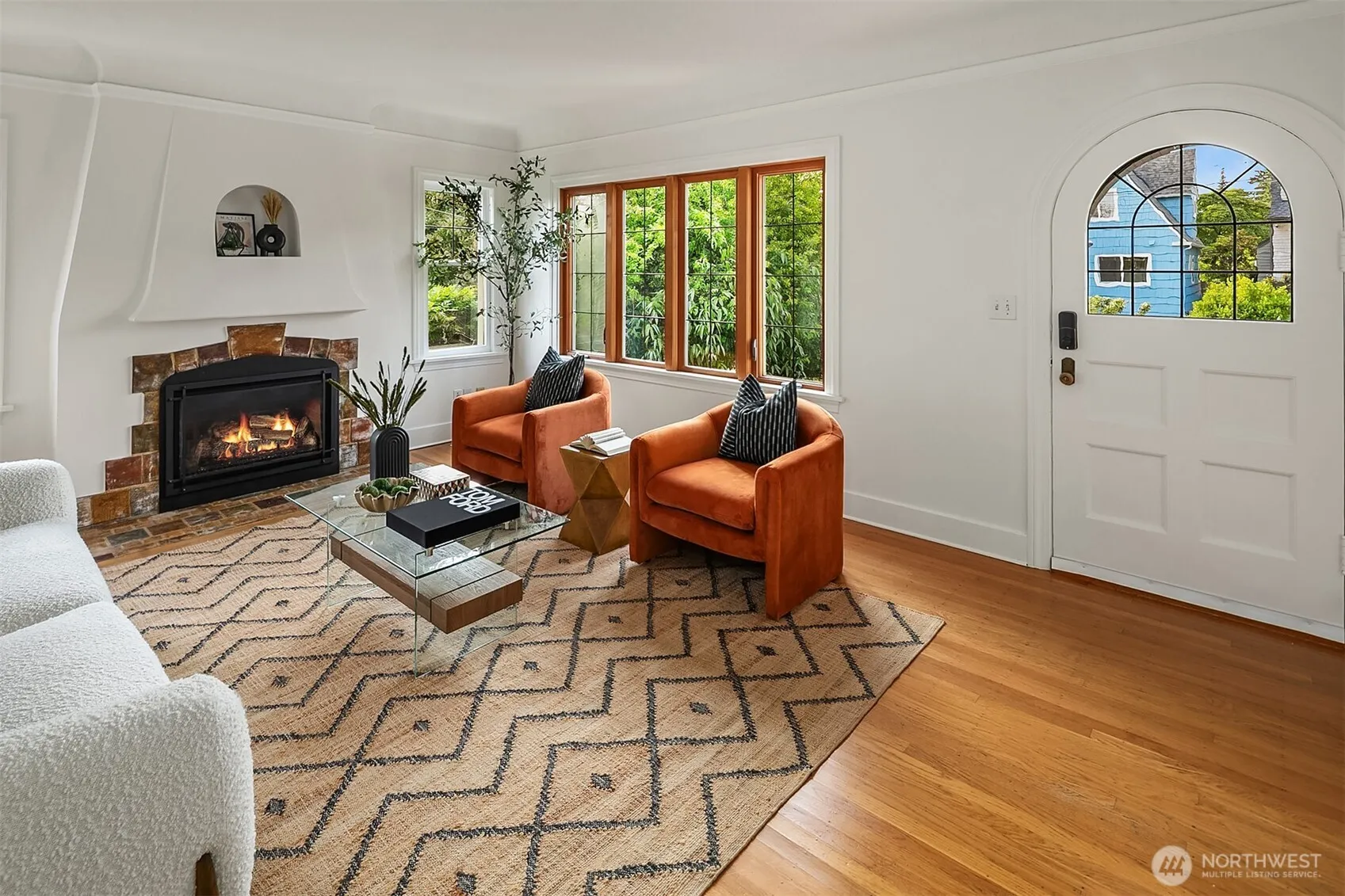 Property photo for 515 Ne 83rd Street, Seattle photo 5