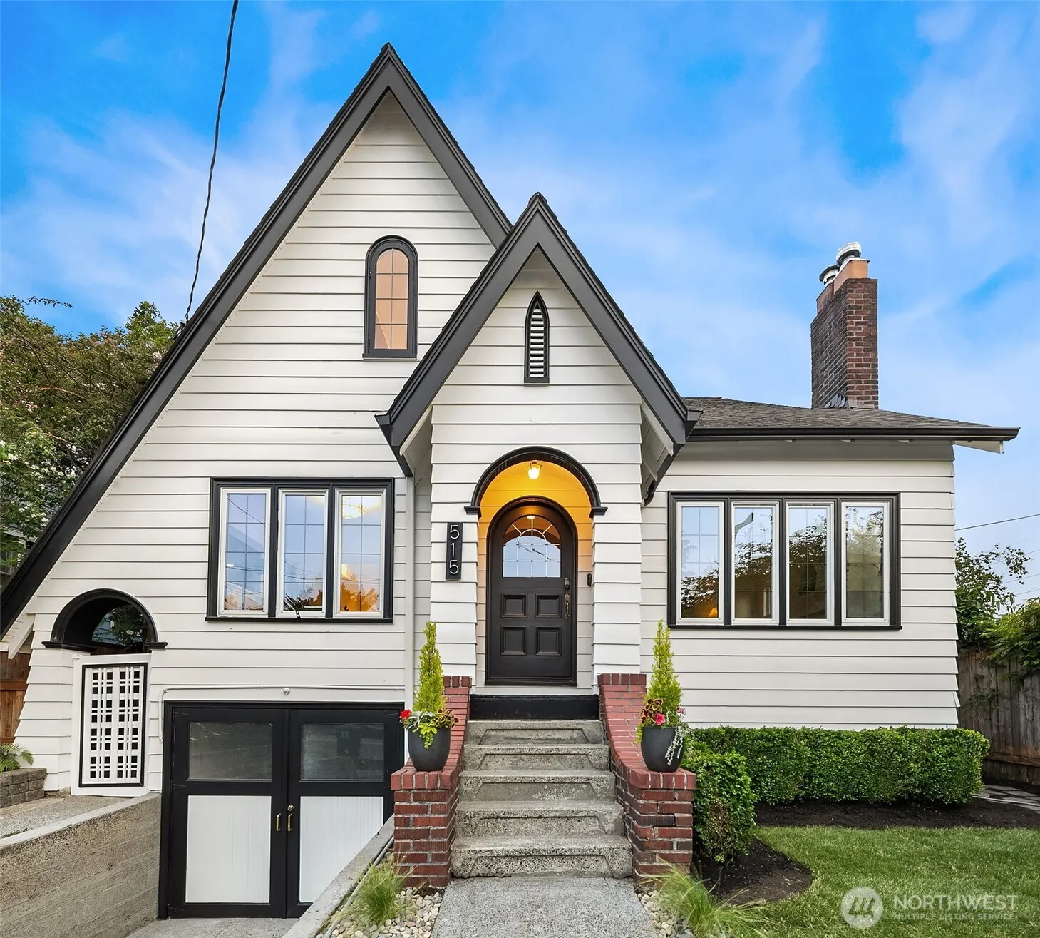 Property photo for 515 Ne 83rd Street, Seattle photo 2