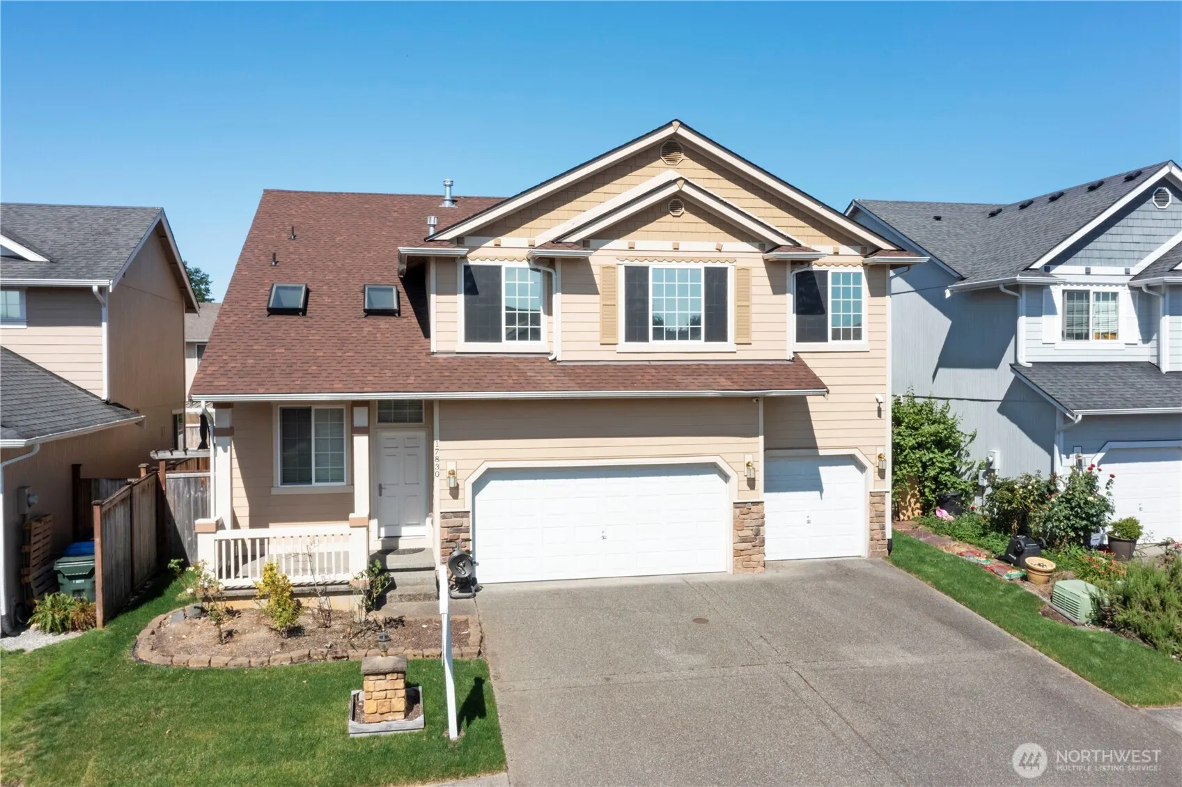 Property photo for 17830 25th Avenue E, Tacoma photo 2