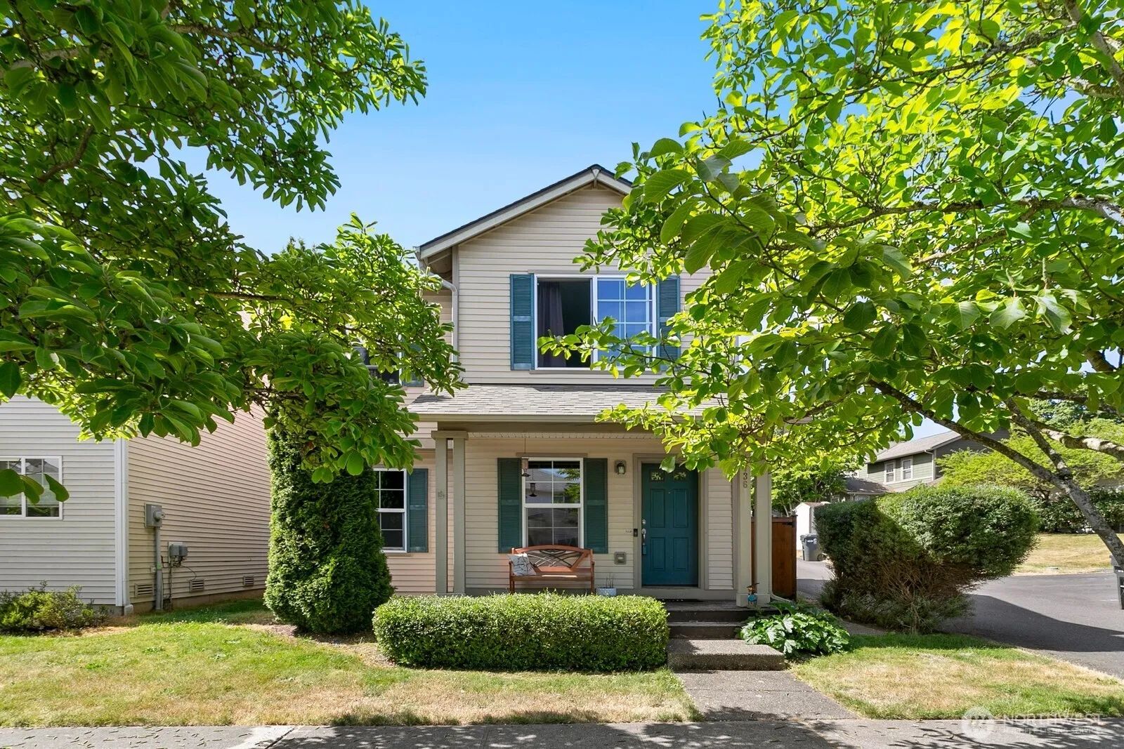 Property photo for 1736 E 39th St, Tacoma