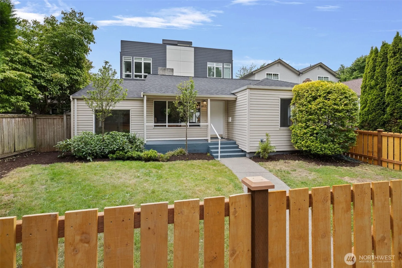 Property photo for 6017 Fauntleroy Way Sw, Seattle photo 3