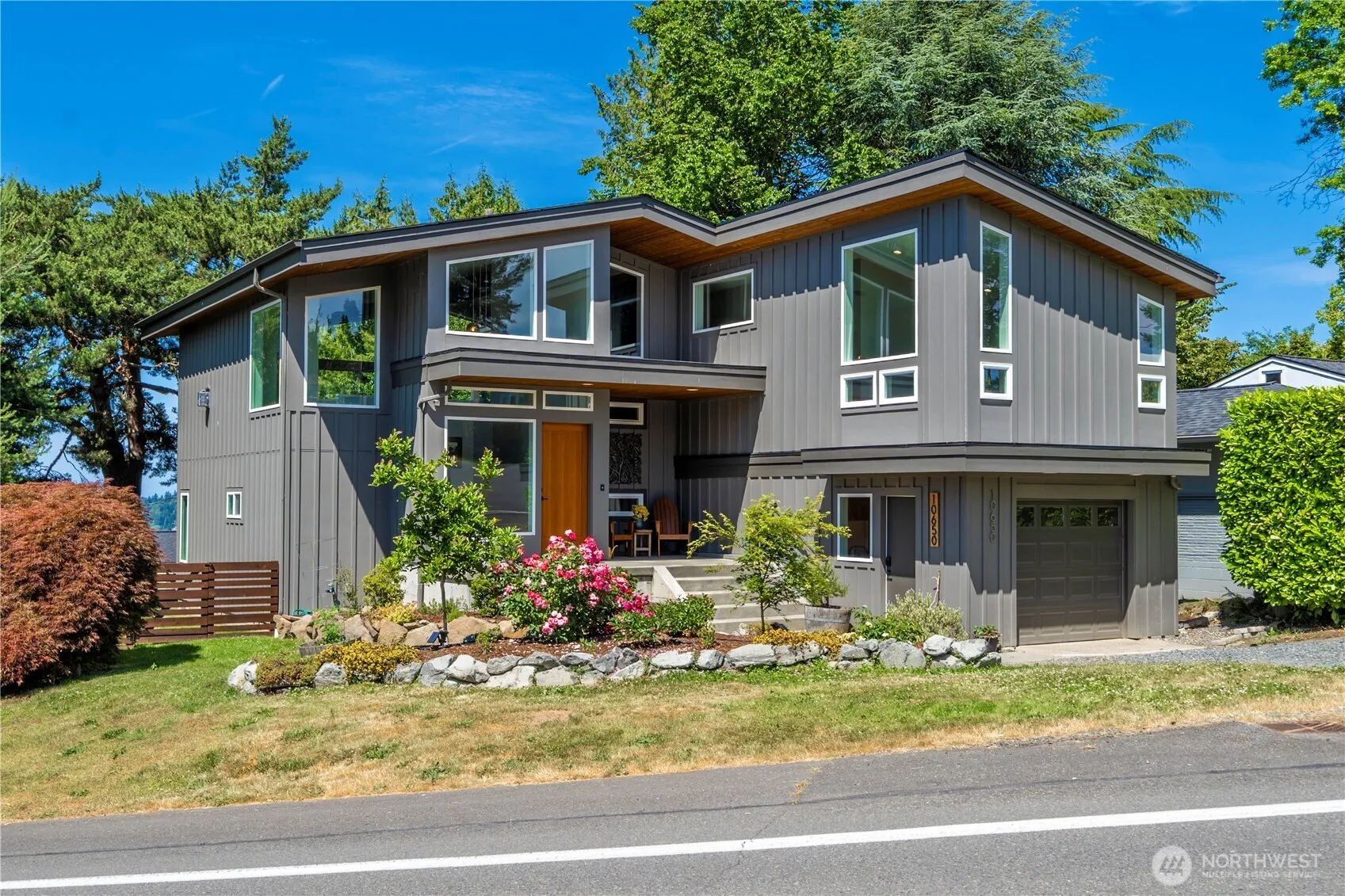 Property photo for 10650 Cornell Avenue S, Seattle