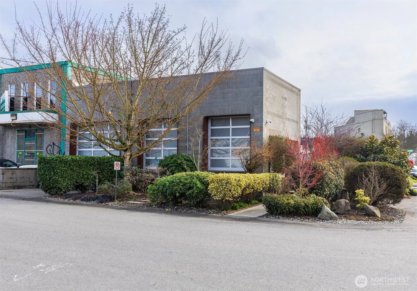 4020 6th Avenue Nw, Seattle