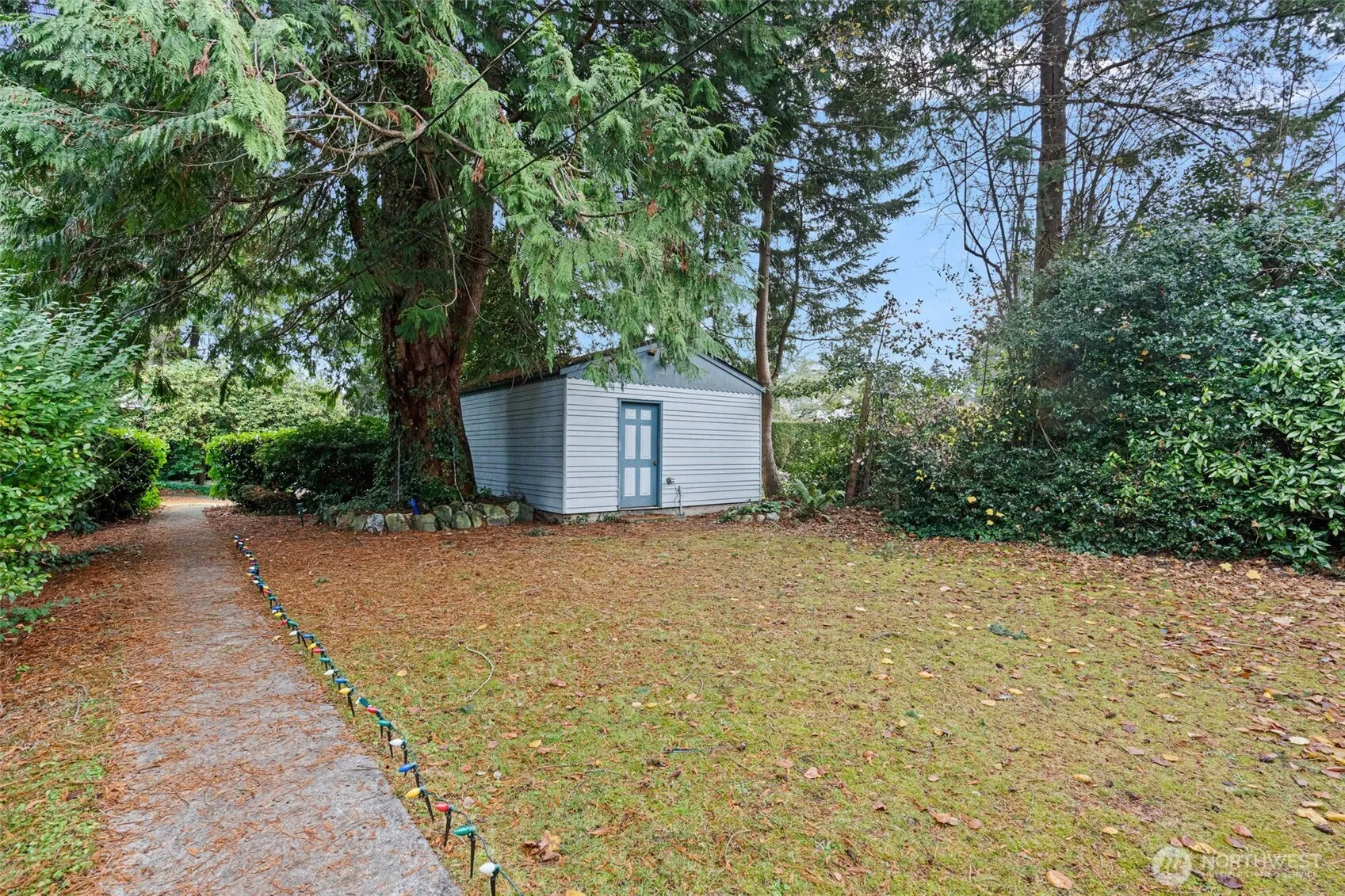 Property photo for 8837 29th Avenue Nw, Seattle photo 4