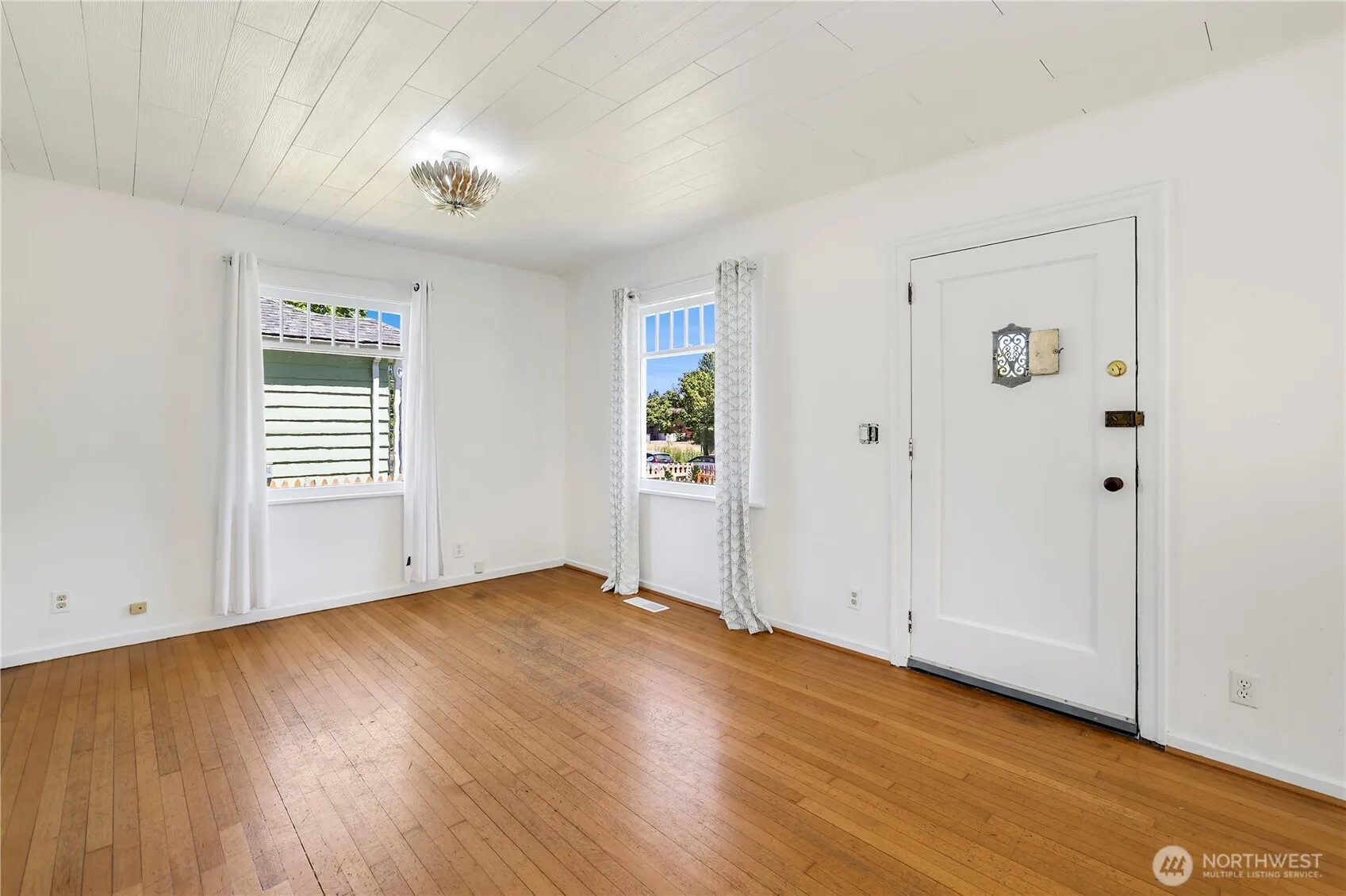 Property photo for 221 Thomas Street N, Olympia photo 4