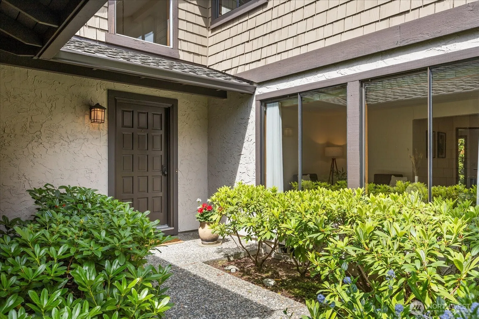 Property photo for 11812 Stendall Drive N, Seattle photo 5