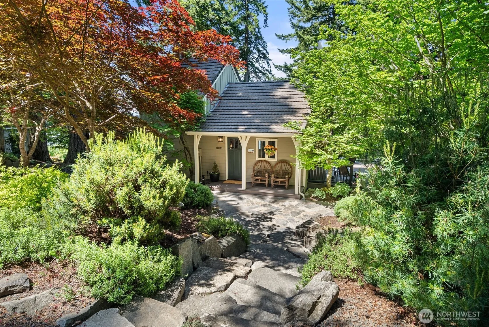 Property photo for 10111 Steamboat Island Road Nw, Olympia photo 2