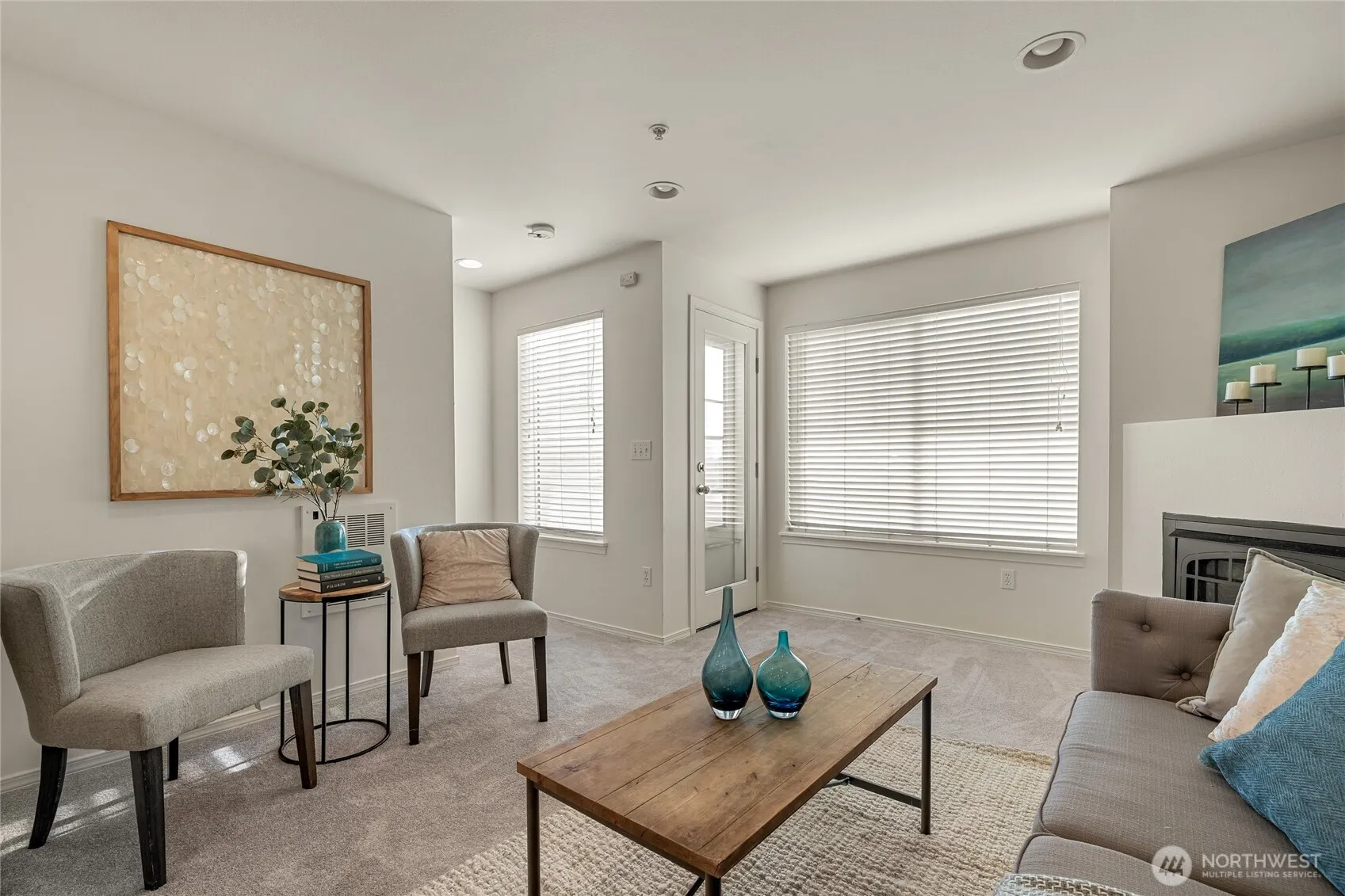 Property photo for 1135 N 92nd Street #b, Seattle photo 4