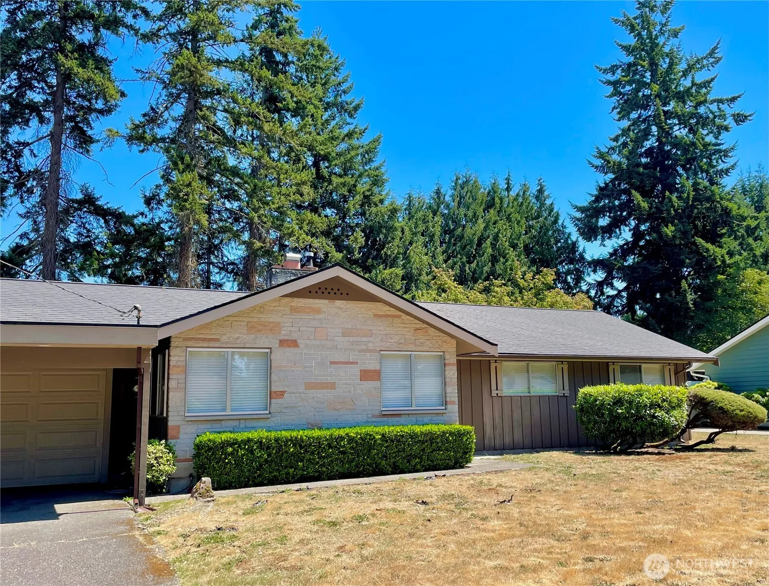 Property photo for 14515 25th Avenue Ct E, Tacoma photo 2