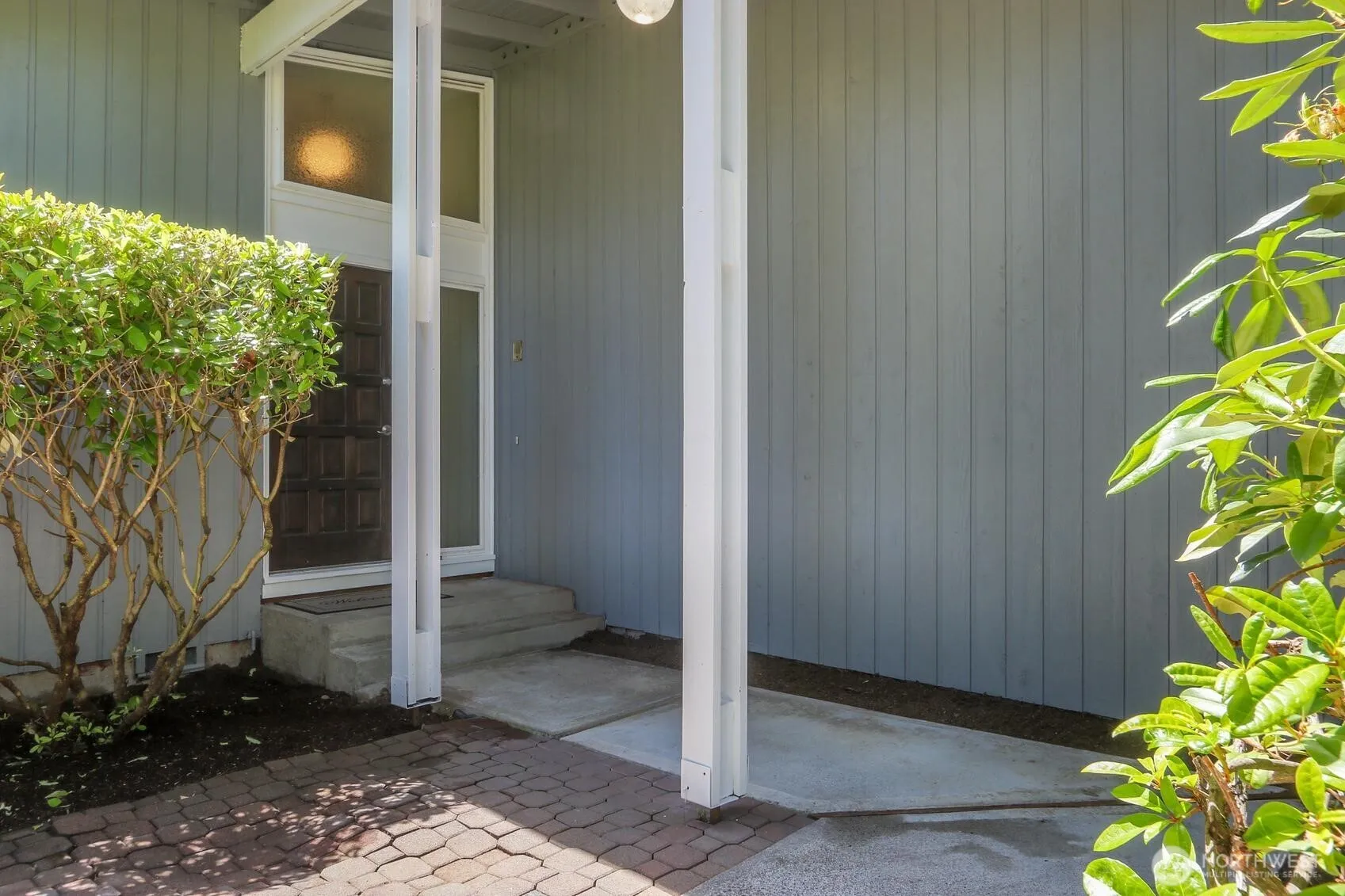 Property photo for 12427 Ne 141st Way, Kirkland photo 2