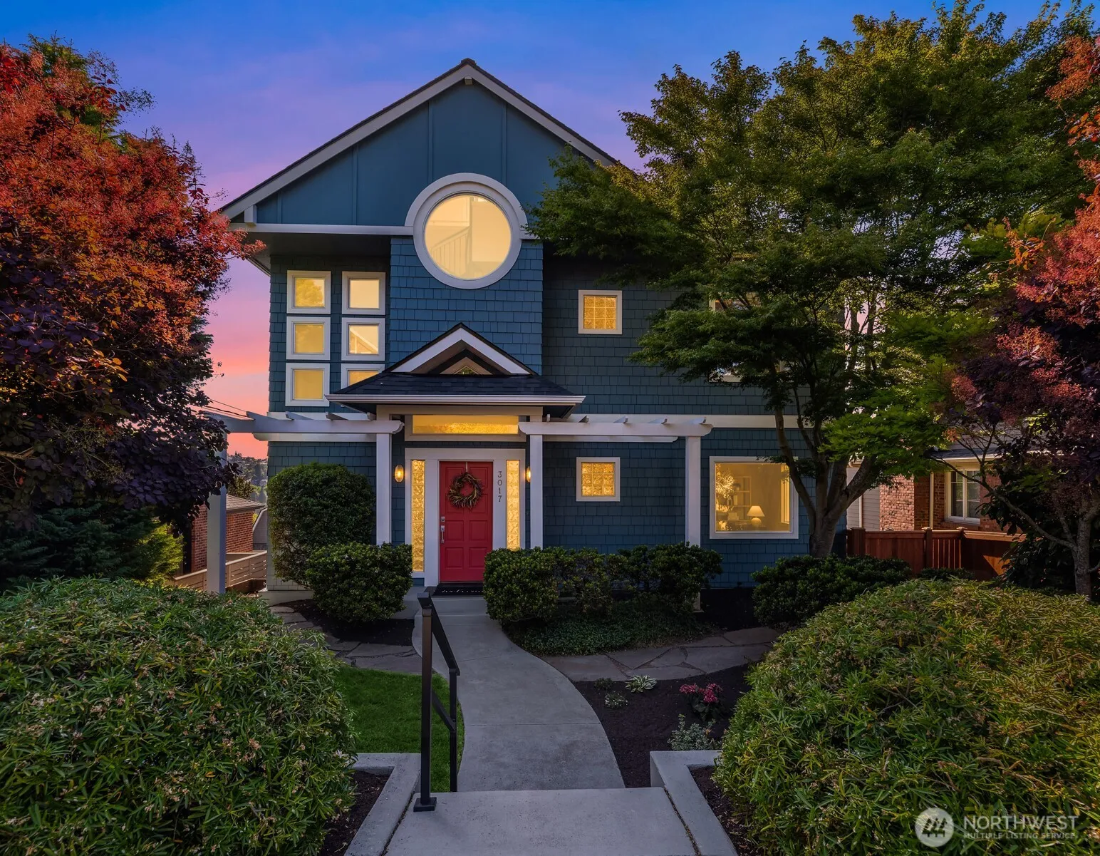 Property photo for 3017 12th Avenue W, Seattle photo 2