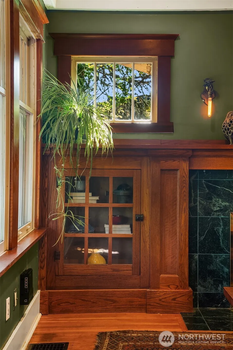 Property photo for 2302 N 46th Street, Seattle photo 4