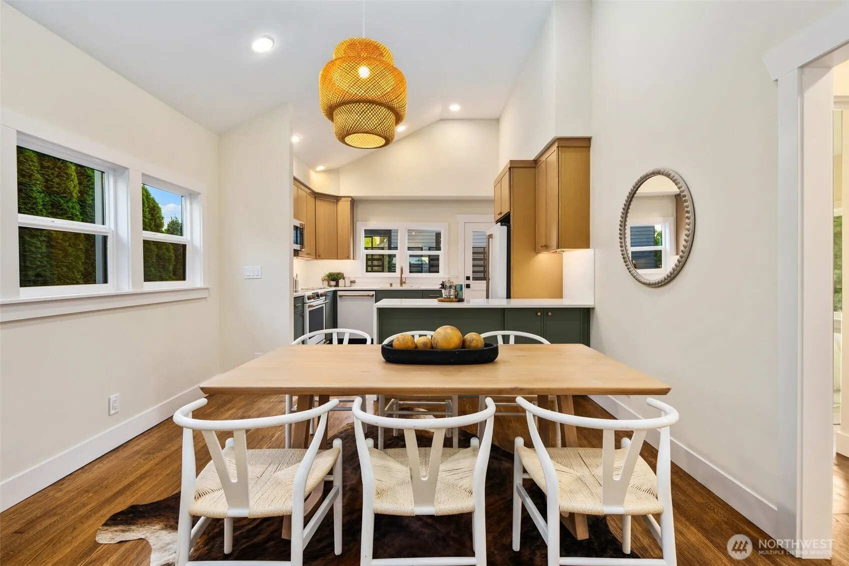 Property photo for 2939 36th Avenue S, Seattle photo 5
