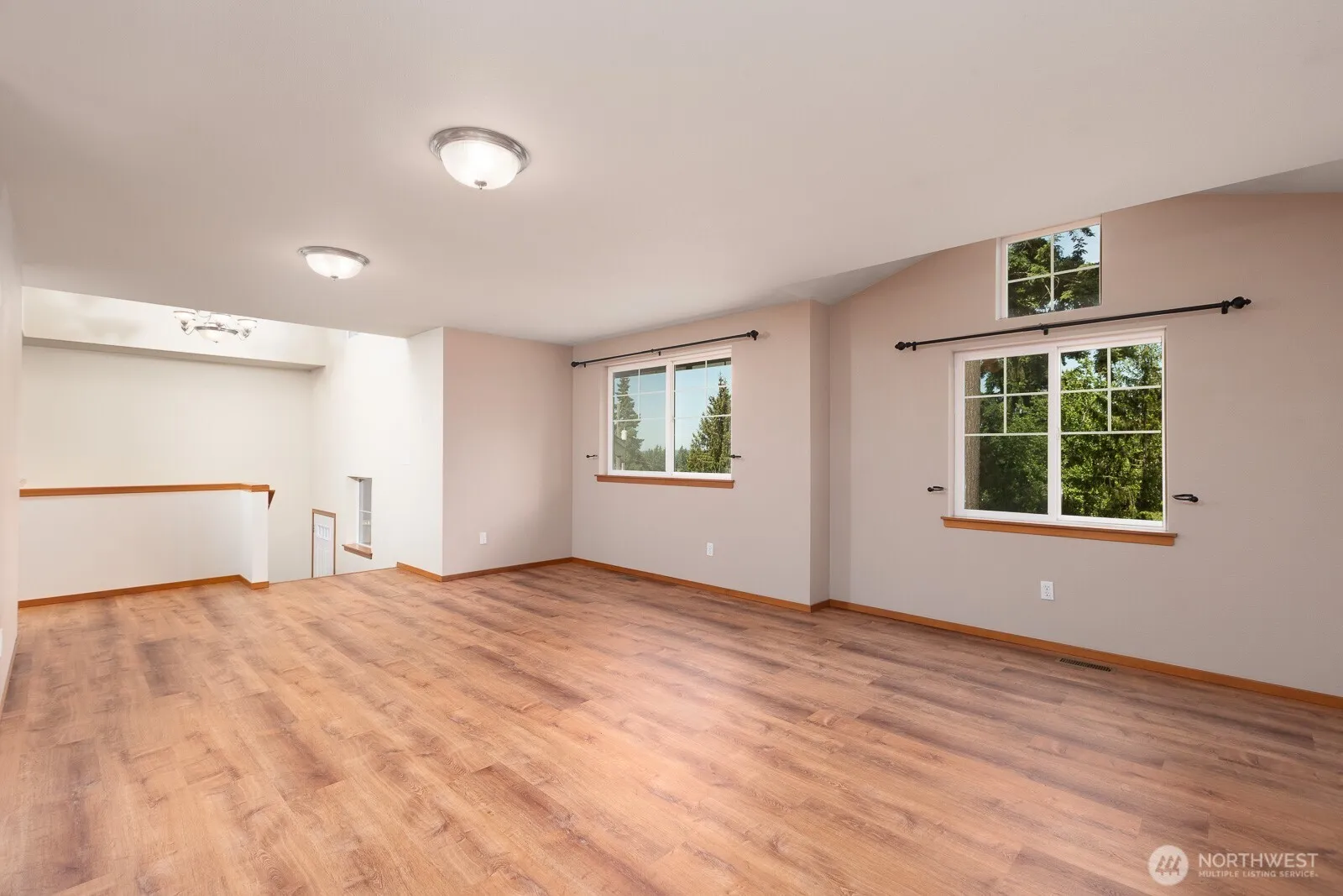 Property photo for 3706 54th Street E, Tacoma photo 4