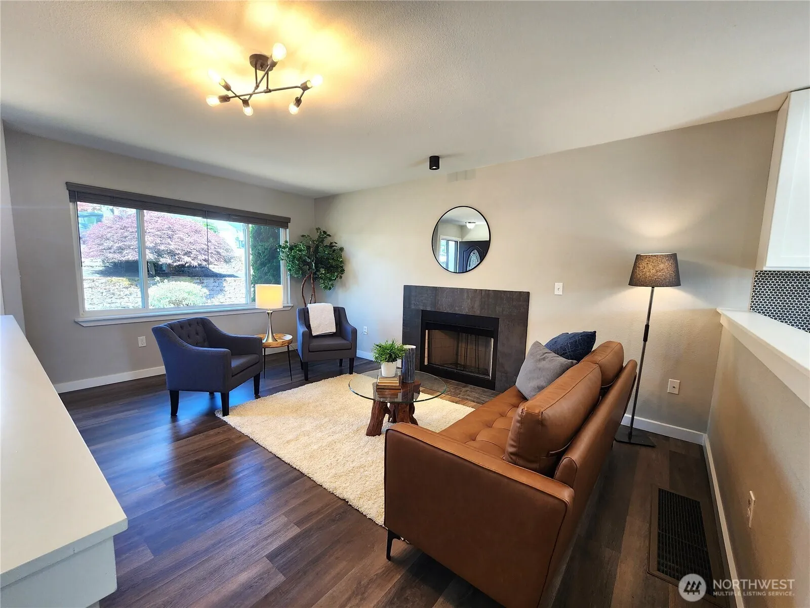 Property photo for 3111 58th Avenue Ne, Tacoma photo 5