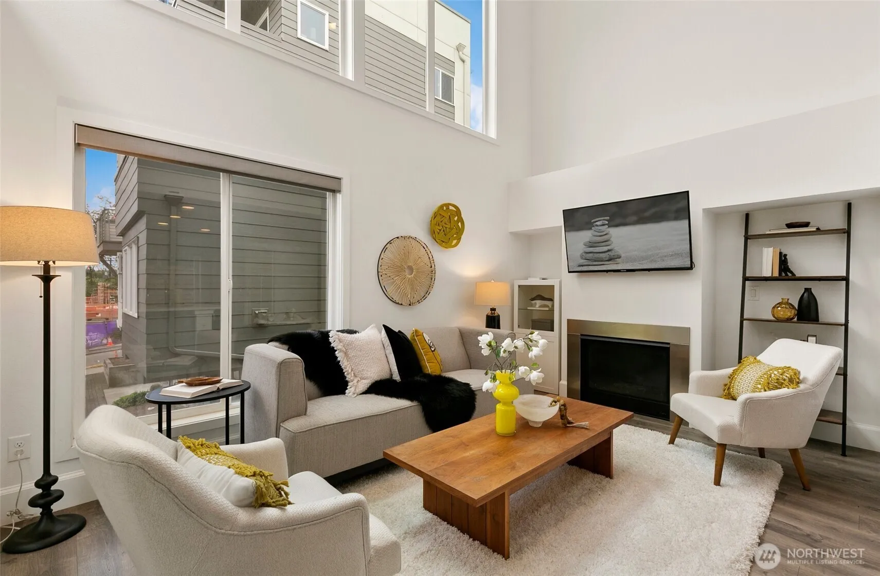 Property photo for 3610 1st Avenue Nw #a, Seattle photo 2