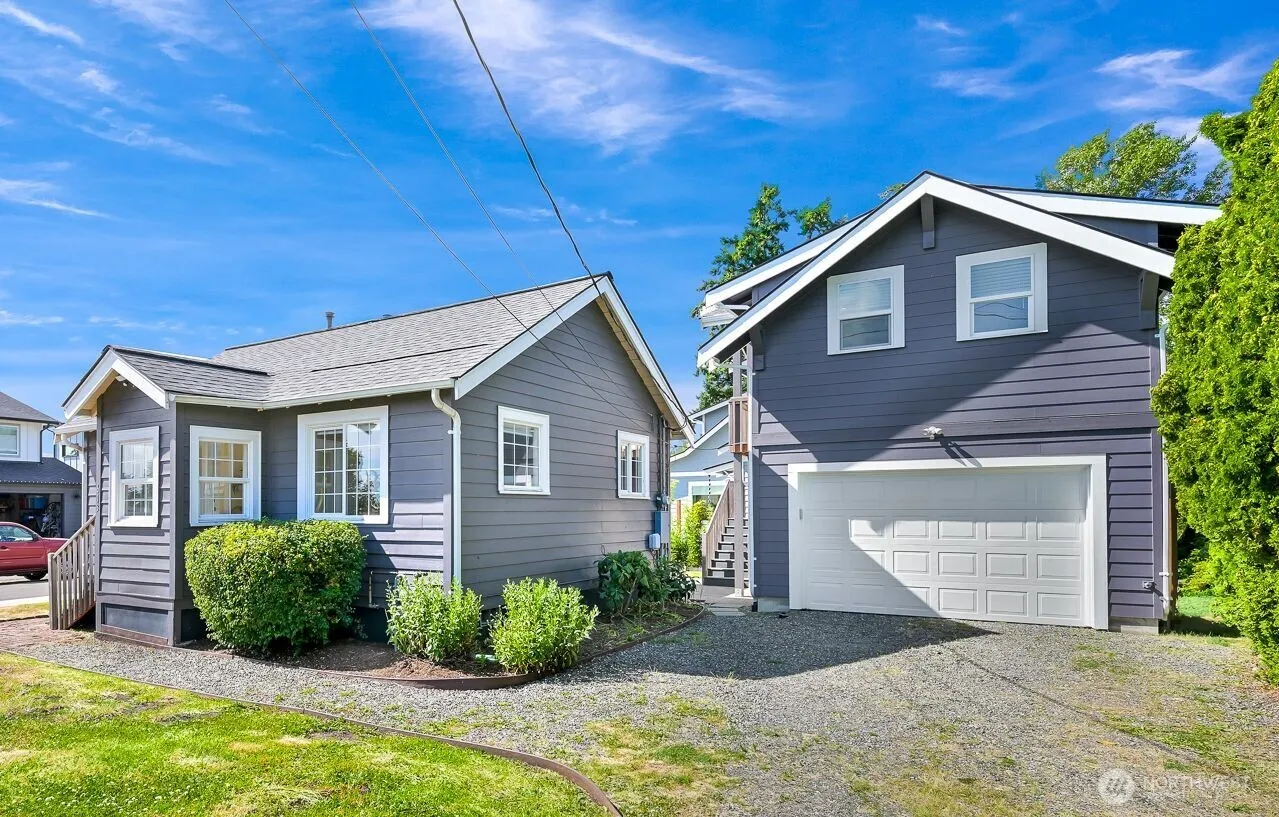 Property photo for 613 E Illinois Street, Bellingham