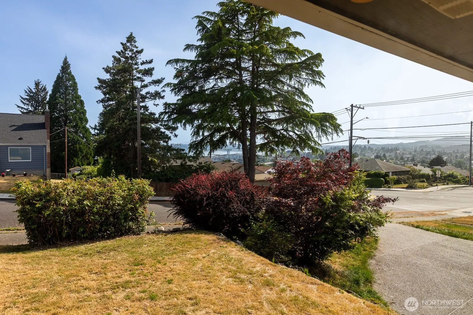 Property photo for 2312 E 17th Street, Bremerton photo 3