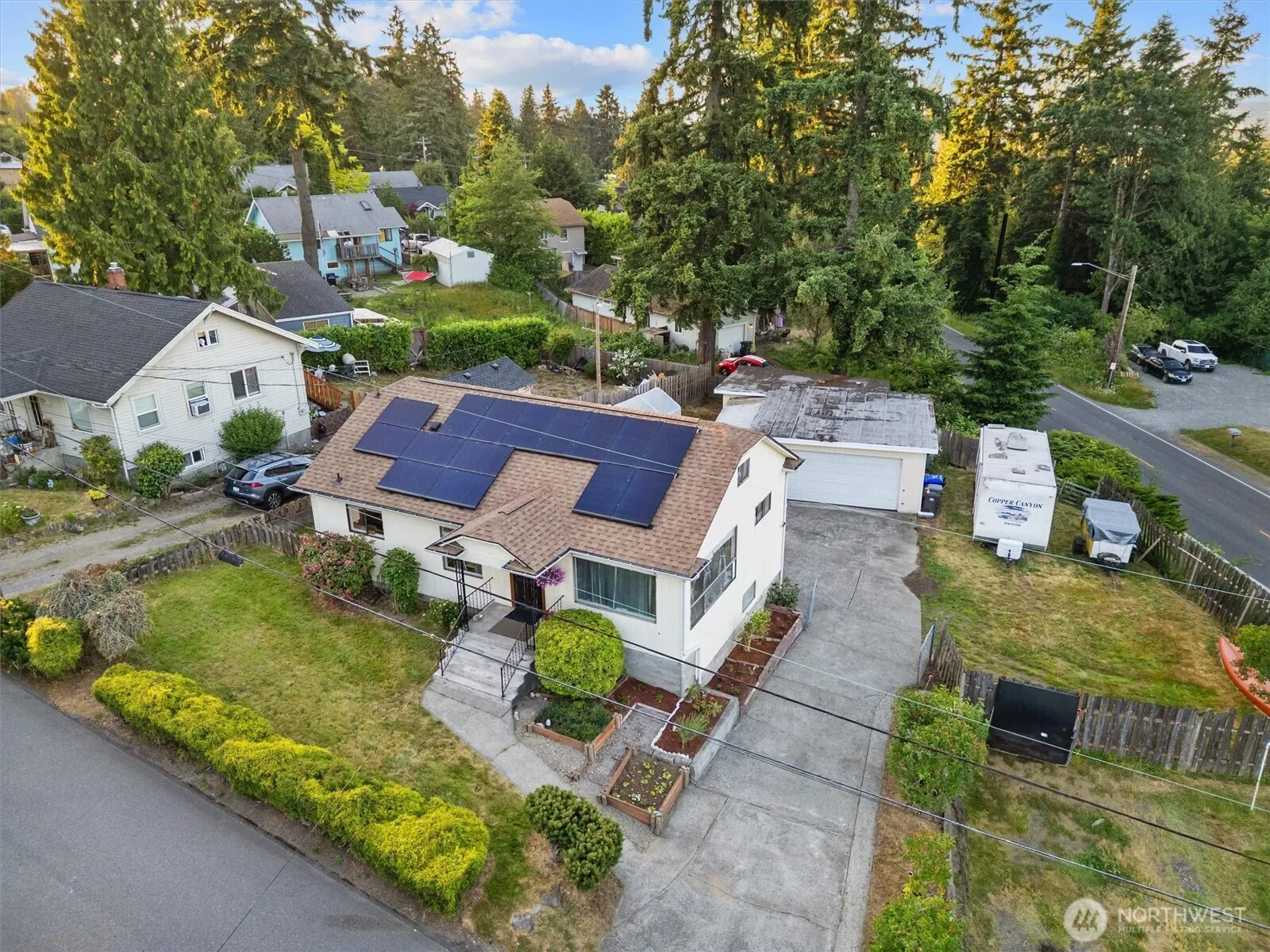 Property photo for 2319 Gale Place, Everett photo 3