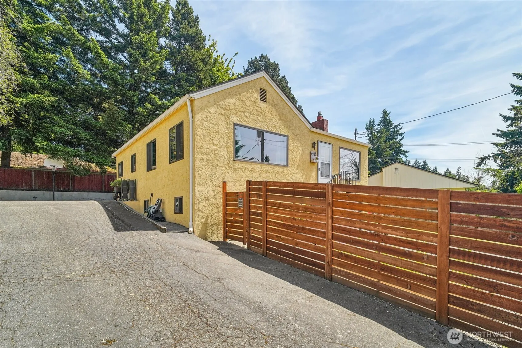 Property photo for 12260 5th Avenue E, Seattle photo 2