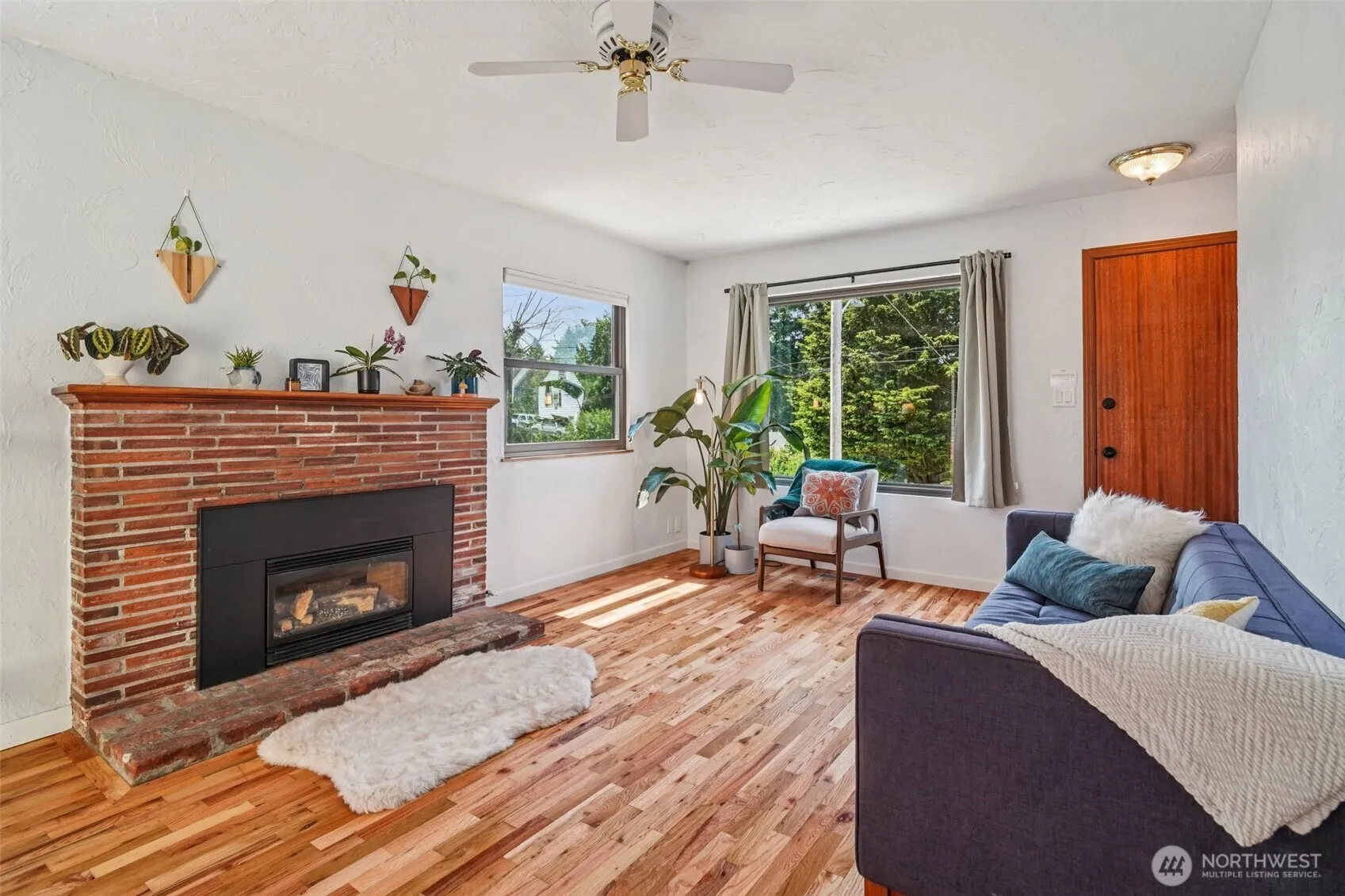 Property photo for 12260 5th Avenue E, Seattle photo 4