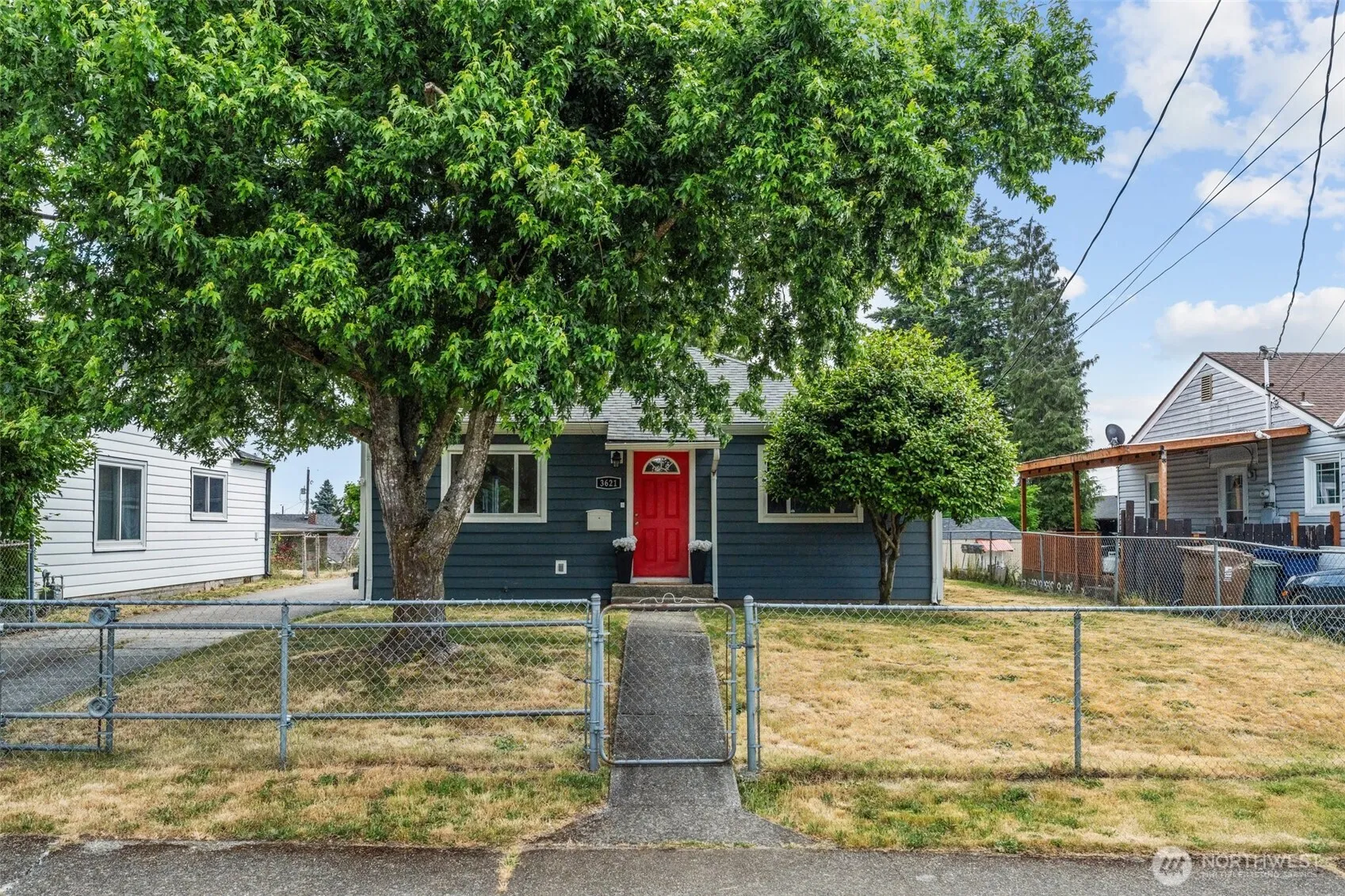 Property photo for 3621 S Wilkeson Street, Tacoma photo 2