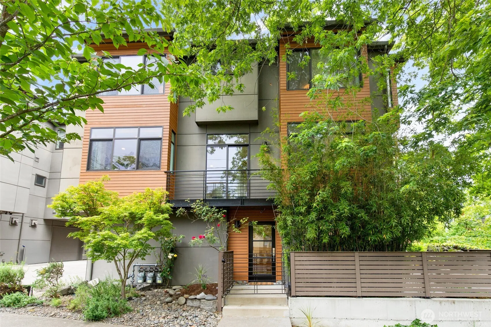 Property photo for 201 20th Avenue E, Seattle