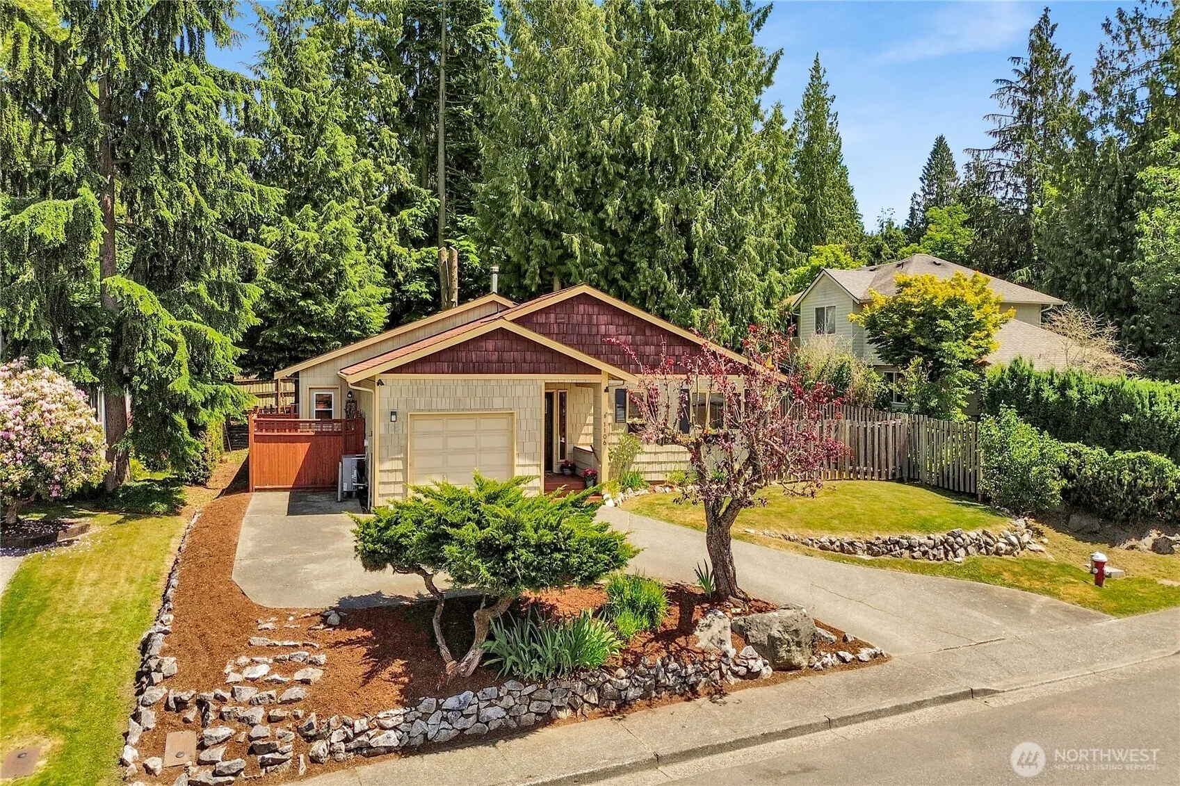 Property photo for 1106 Kenoyer Drive, Bellingham photo 2