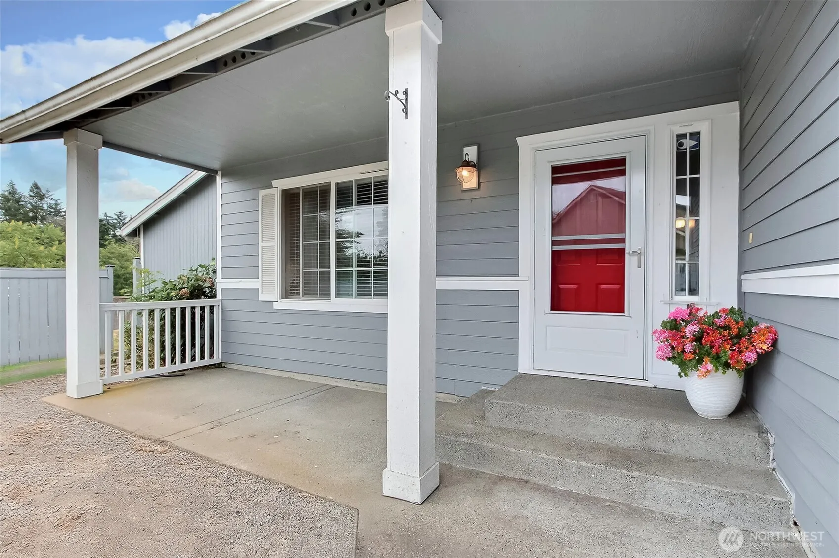 Property photo for 1318 130th Street E, Tacoma photo 3
