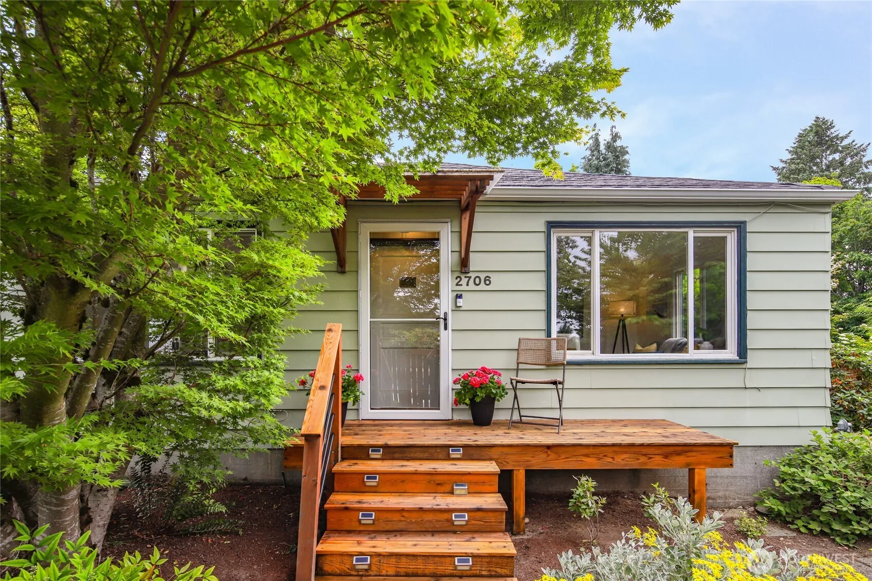 Property photo for 2706 Sw Elmgrove Street, Seattle