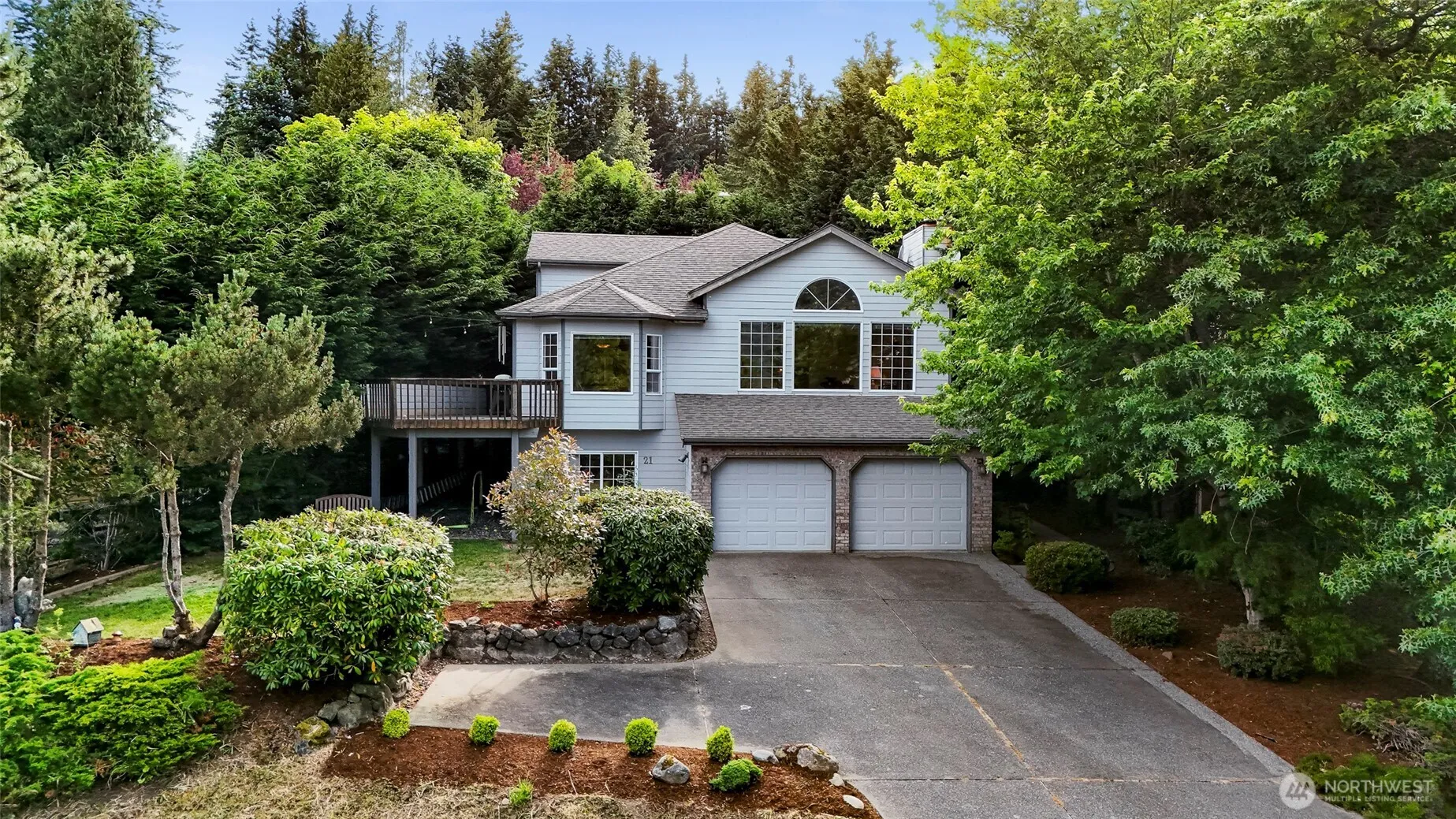 Property photo for 21 Longshore Lane, Bellingham