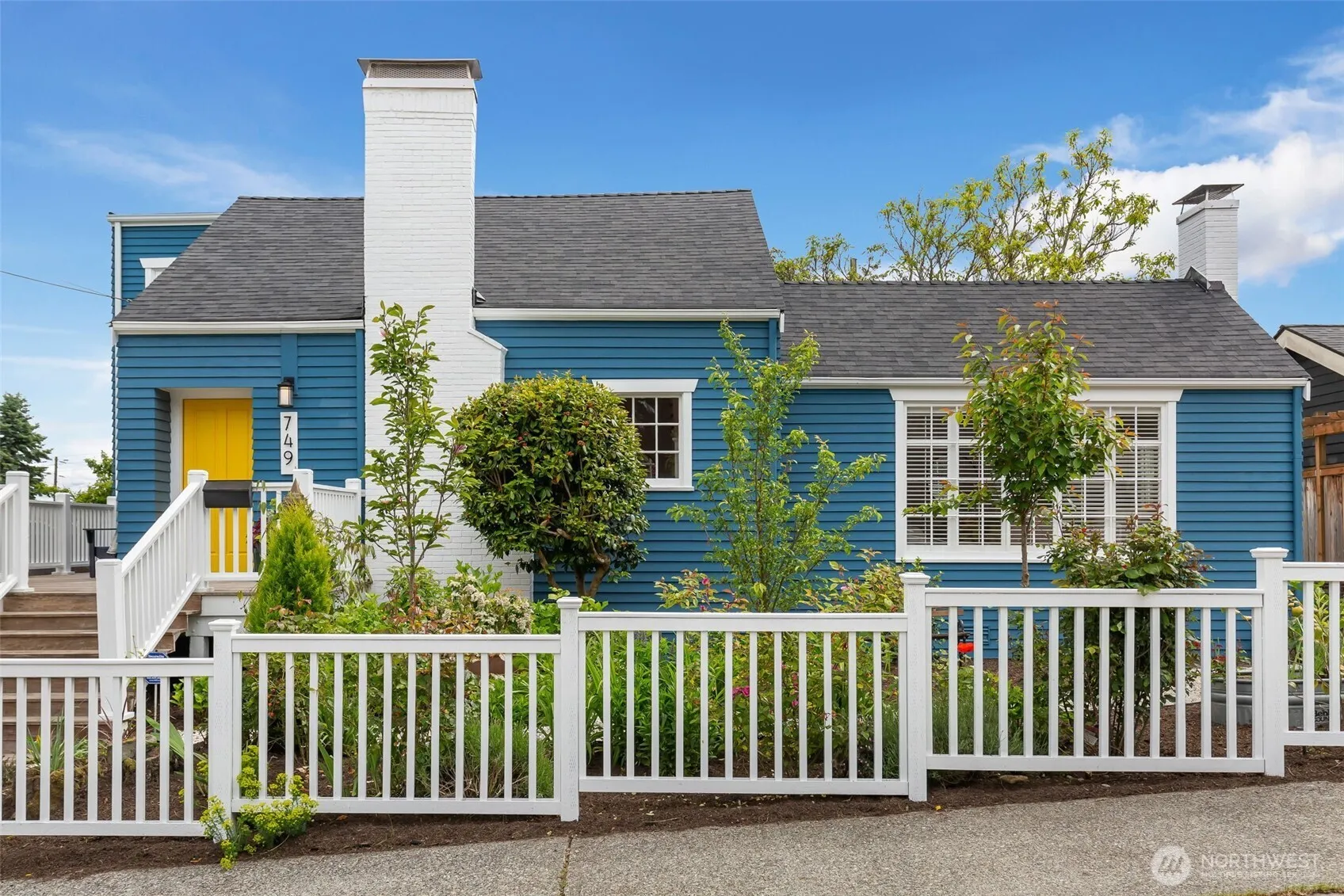 Property photo for 749 N 98th Street, Seattle