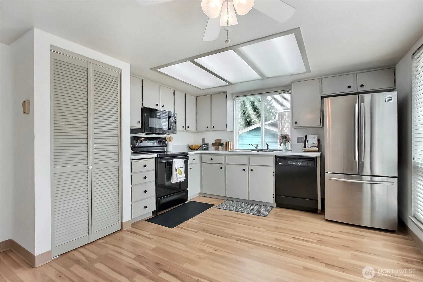 Property photo for 33615 30th Avenue Sw, Federal Way photo 5