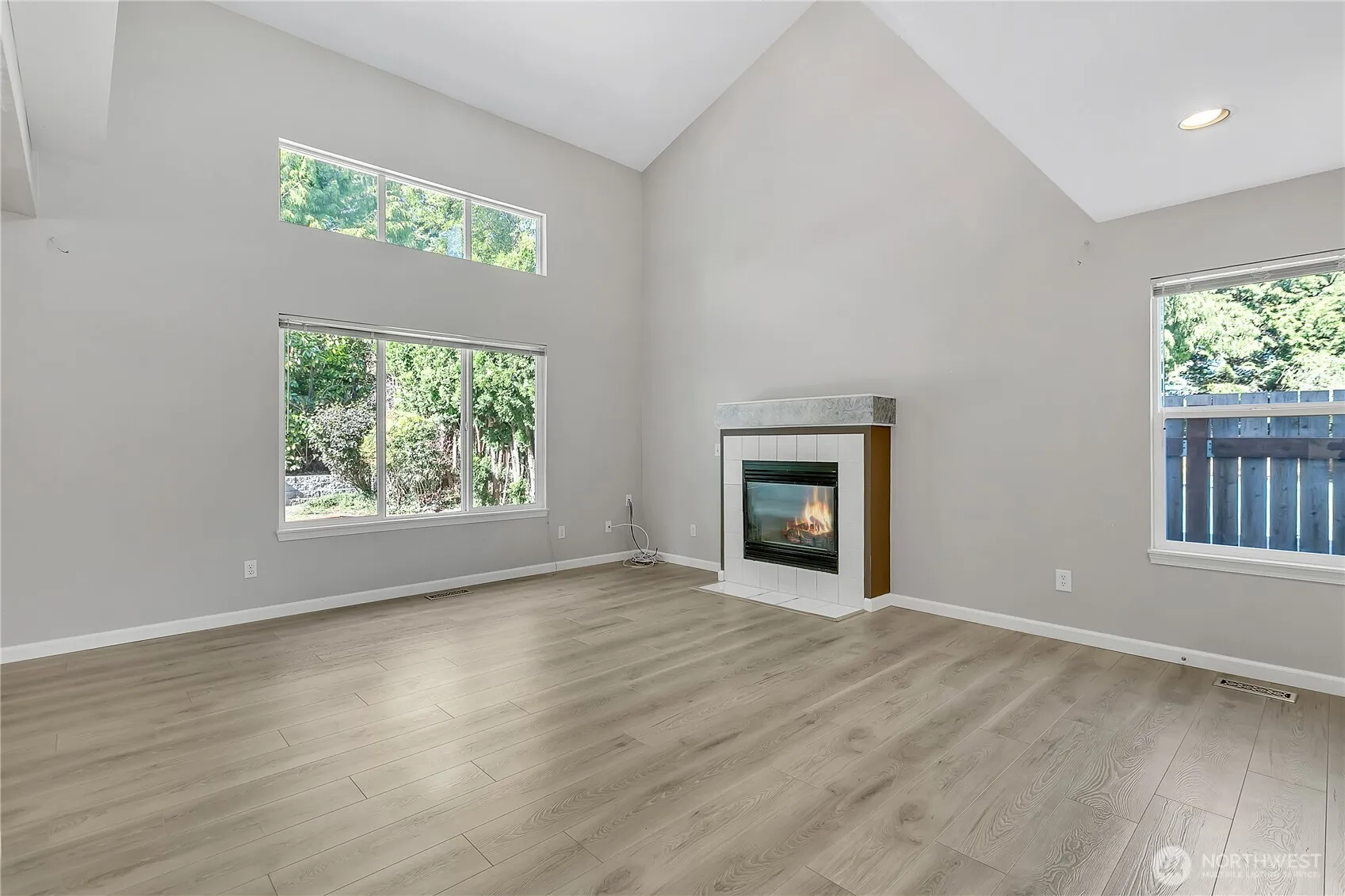 Property photo for 11536 Se 221st Place, Kent photo 4