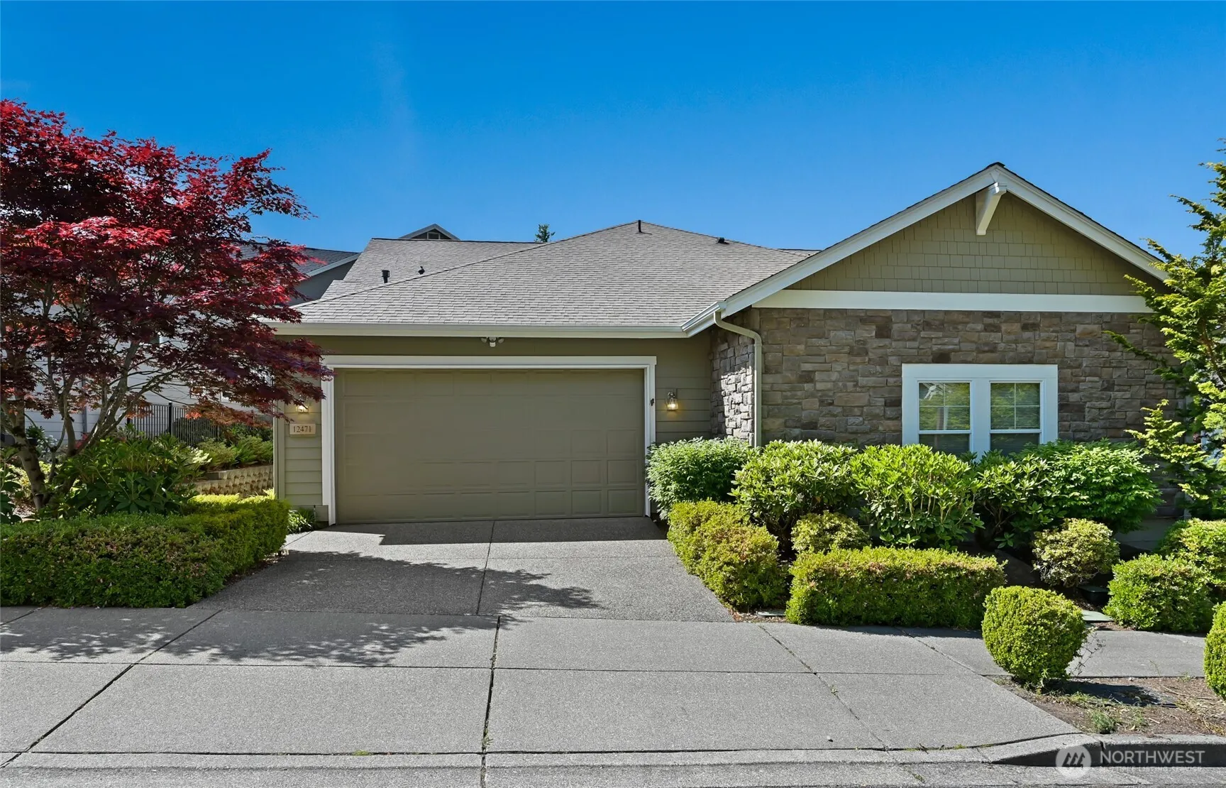 Property photo for 12471 240th Place Ne, Redmond photo 2