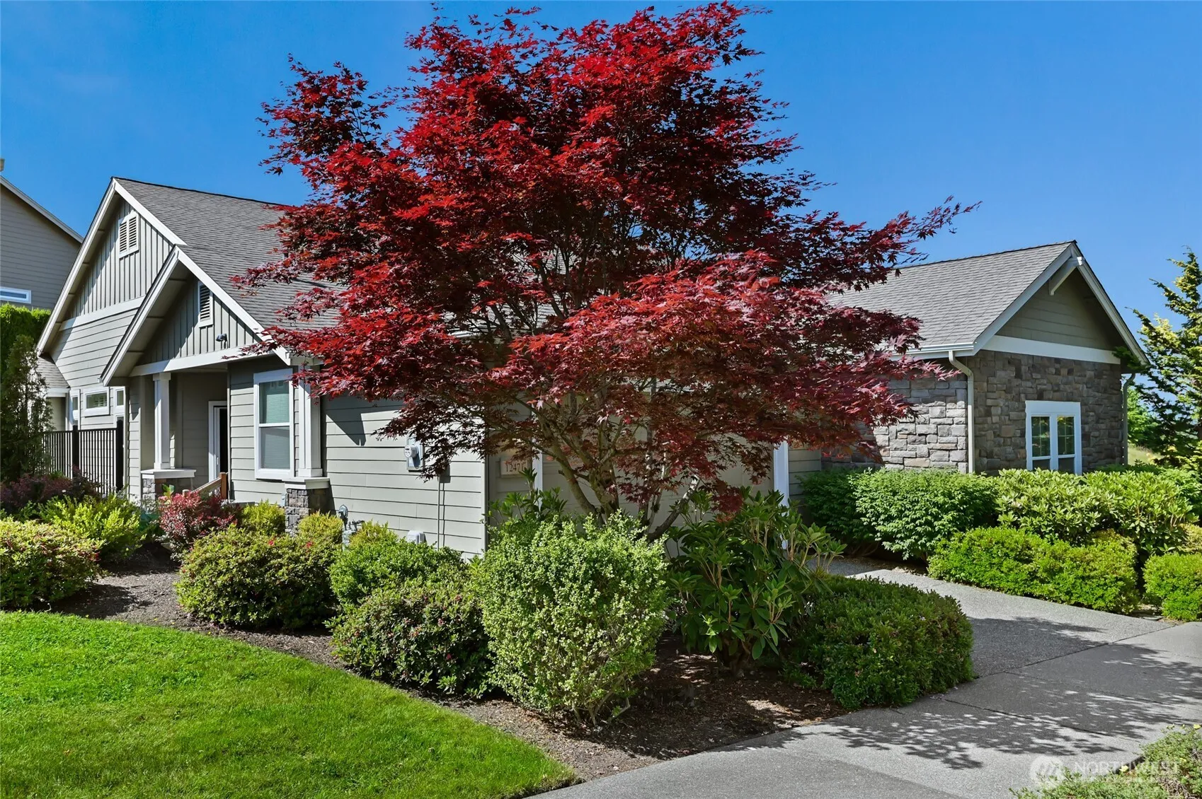 Property photo for 12471 240th Place Ne, Redmond